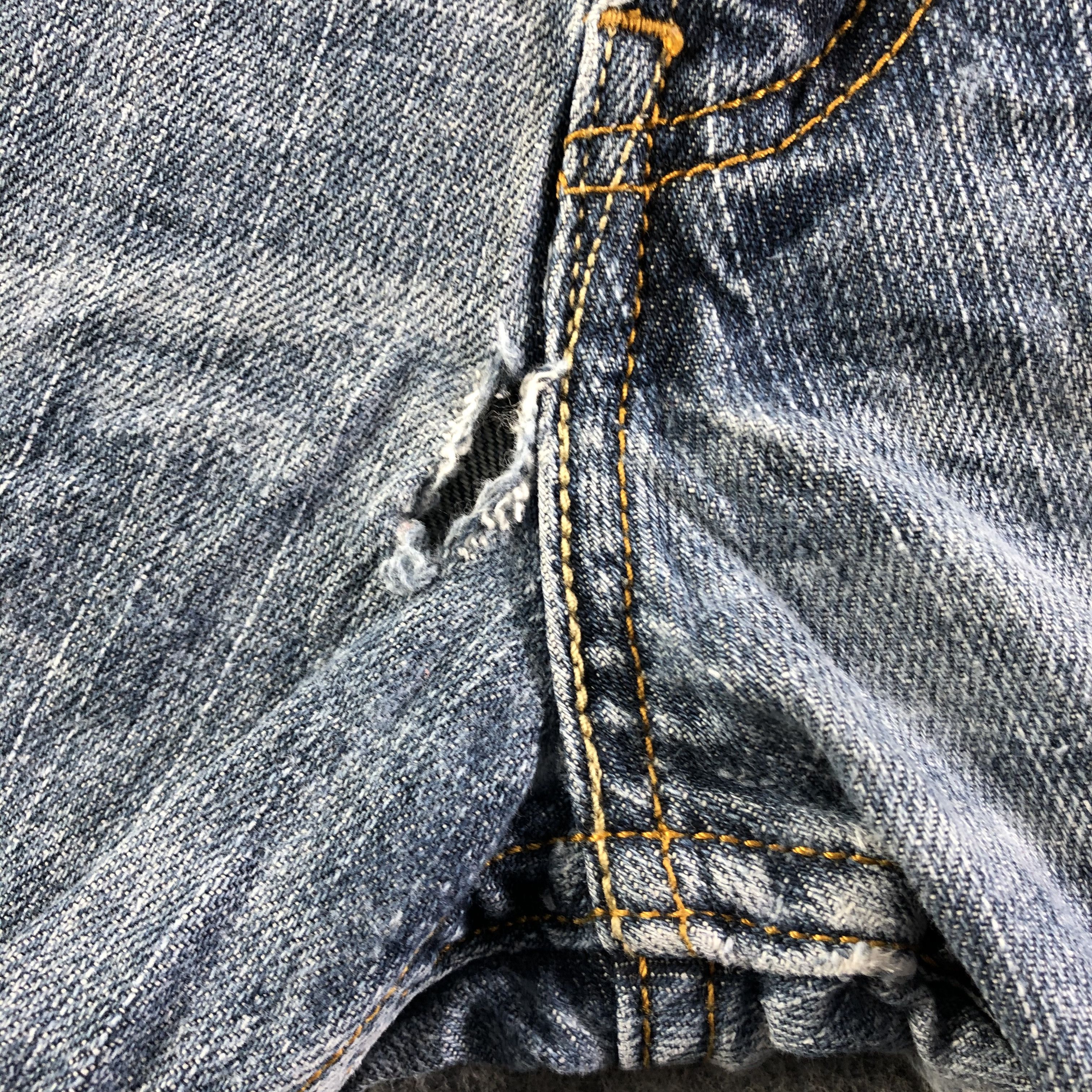 Levi's Vintage Levis 505 Jeans-J3339 Size US 35 - 9 Thumbnail