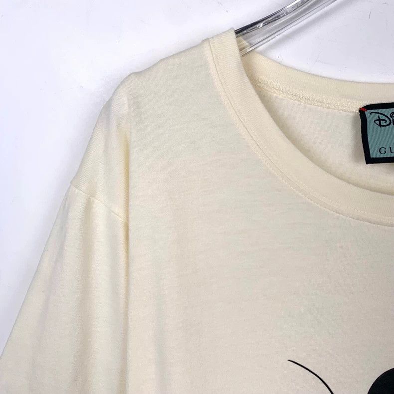 Gucci Gucci Diseney co-branded logo Mickey printed beige round-ne Size US S / EU 44-46 / 1 - 3 Thumbnail