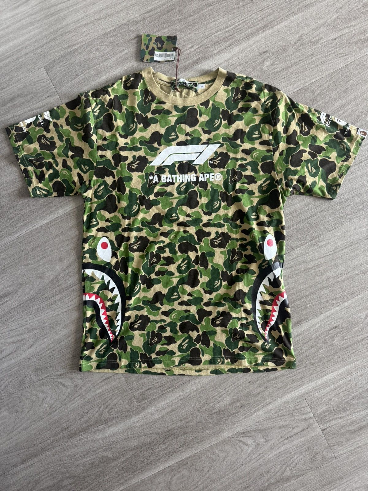 Bape Bape x Formula 1 Tee Size US XL / EU 56 / 4 - 1 Thumbnail