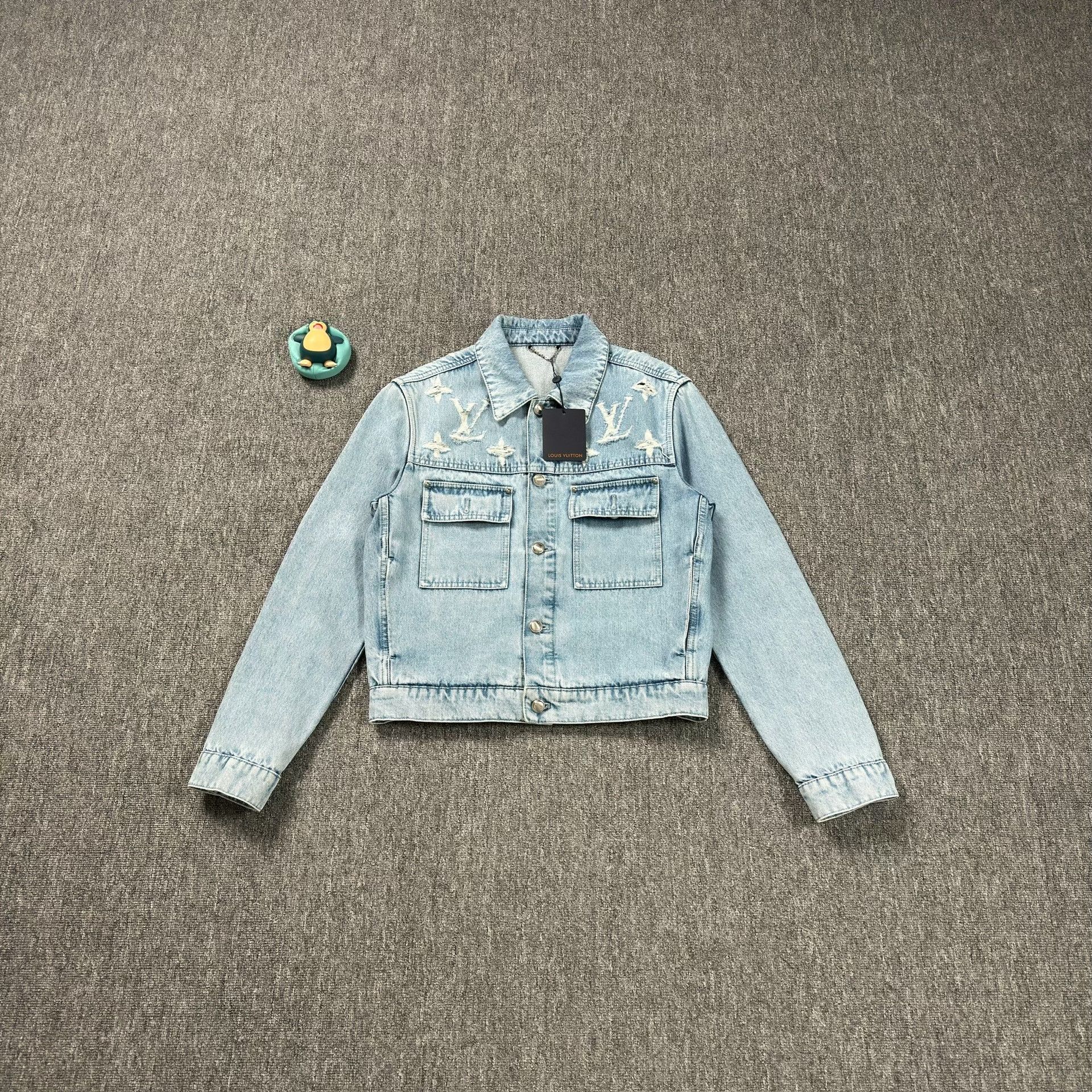 Louis Vuitton Louis Vuitton Distressed Monogram Denim Jacket 44 Size US S / EU 44-46 / 1 - 1 Thumbnail