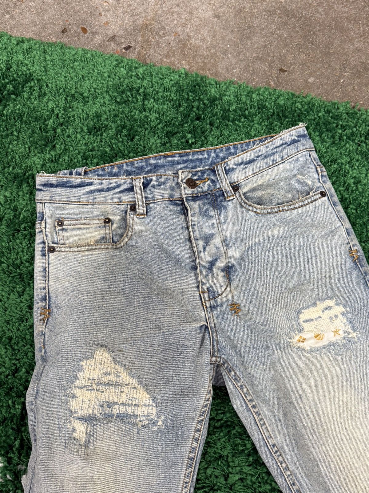 Ksubi Ksubi Chitch Distressed Chop Denim Jeans Holes Knee 29 Size US 29 - 4 Thumbnail