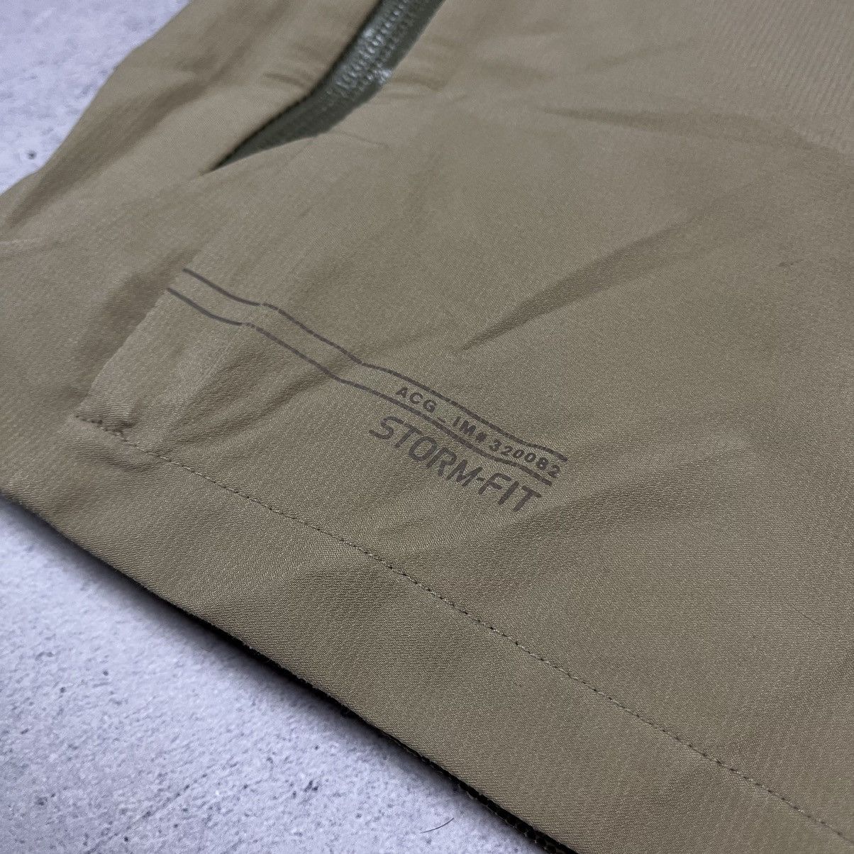 Nike ACG Vintage Nike ACG rare ski storm fit snowboard pants 00’s Size 32" / US 10 / IT 46 - 13 Thumbnail