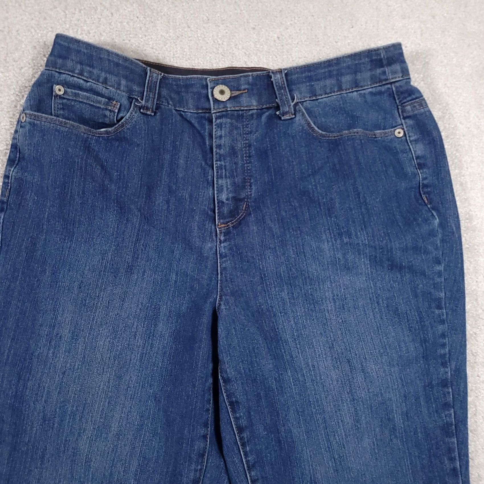 Vintage Christopher & Banks Capri Jeans Women's 4 Regular Denim Capri Jeans Blue 29 Waist Mid Rise 5-Pocket Stretch Size 27" / US 4 / IT 40 - 3 Thumbnail