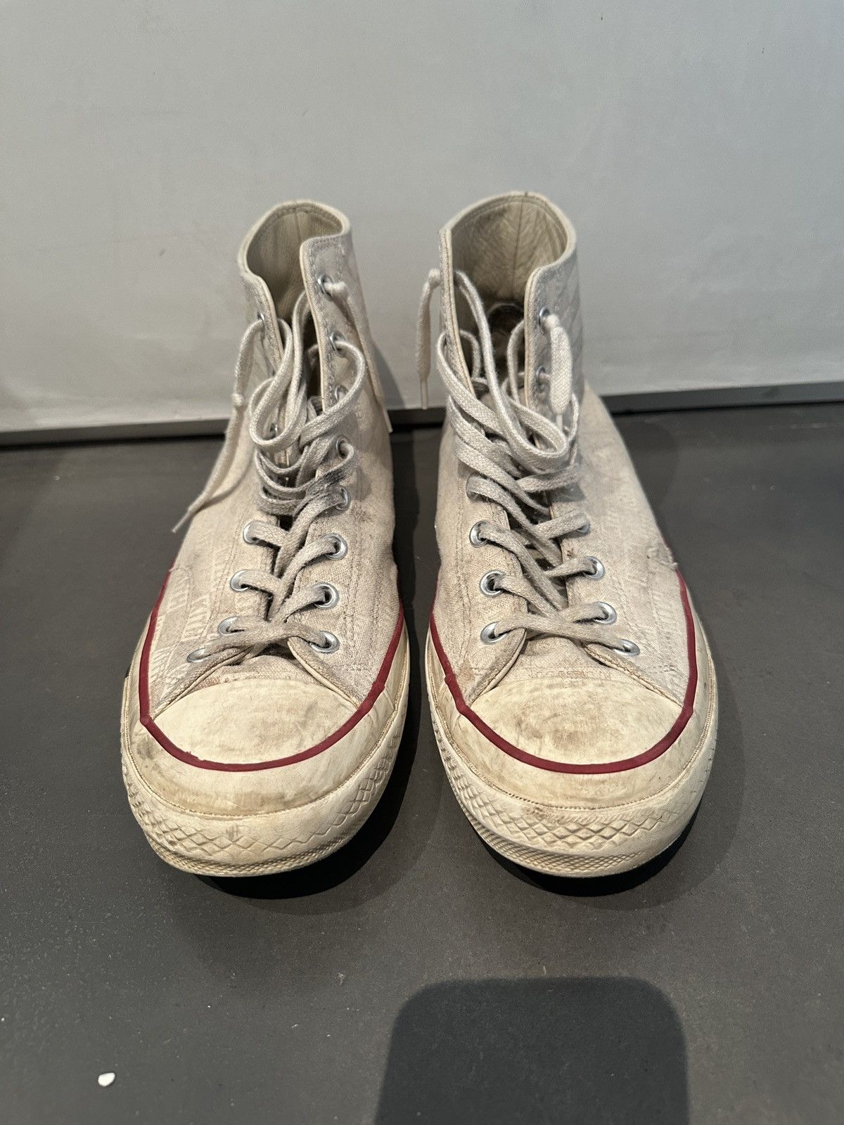 Beat up converse high tops hotsell