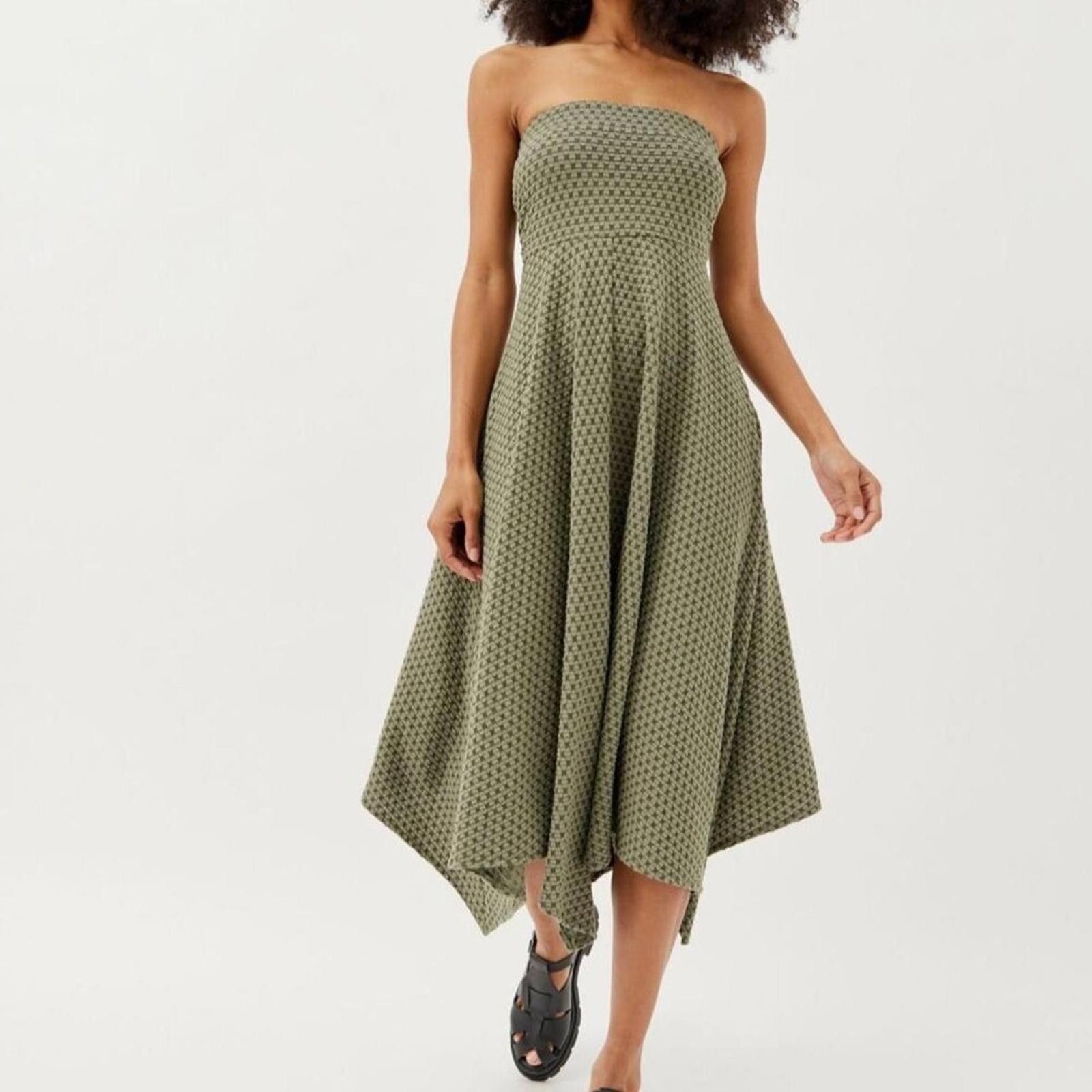 Urban Outfitters Urban Outfitters Medium NWT Dress Size M / US 6-8 / IT 42-44 - 1 Thumbnail