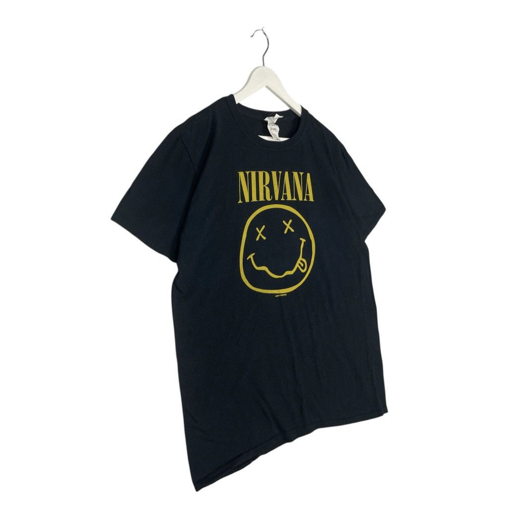 Designer × Vintage Vintage Nirvana logo men’s T-shirt adult medium black yellow Size US M / EU 48-50 / 2 - 2 Thumbnail