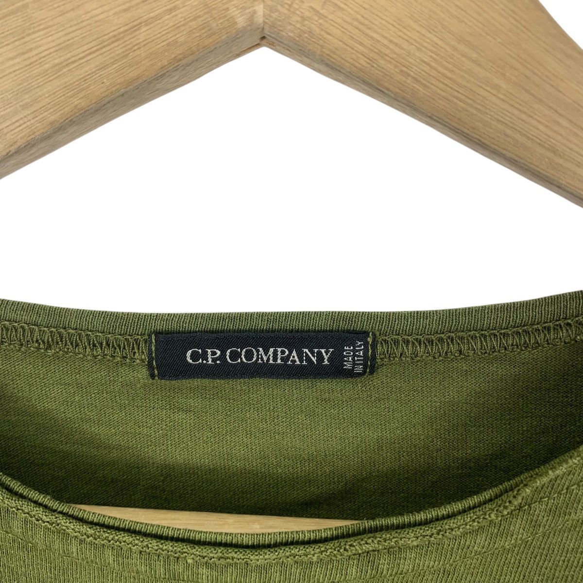 C.P. Company Vintage 90’ C.P. COMPANY Made In Italy Minimalist Design Tee Size L / US 10 / IT 46 - 7 Thumbnail