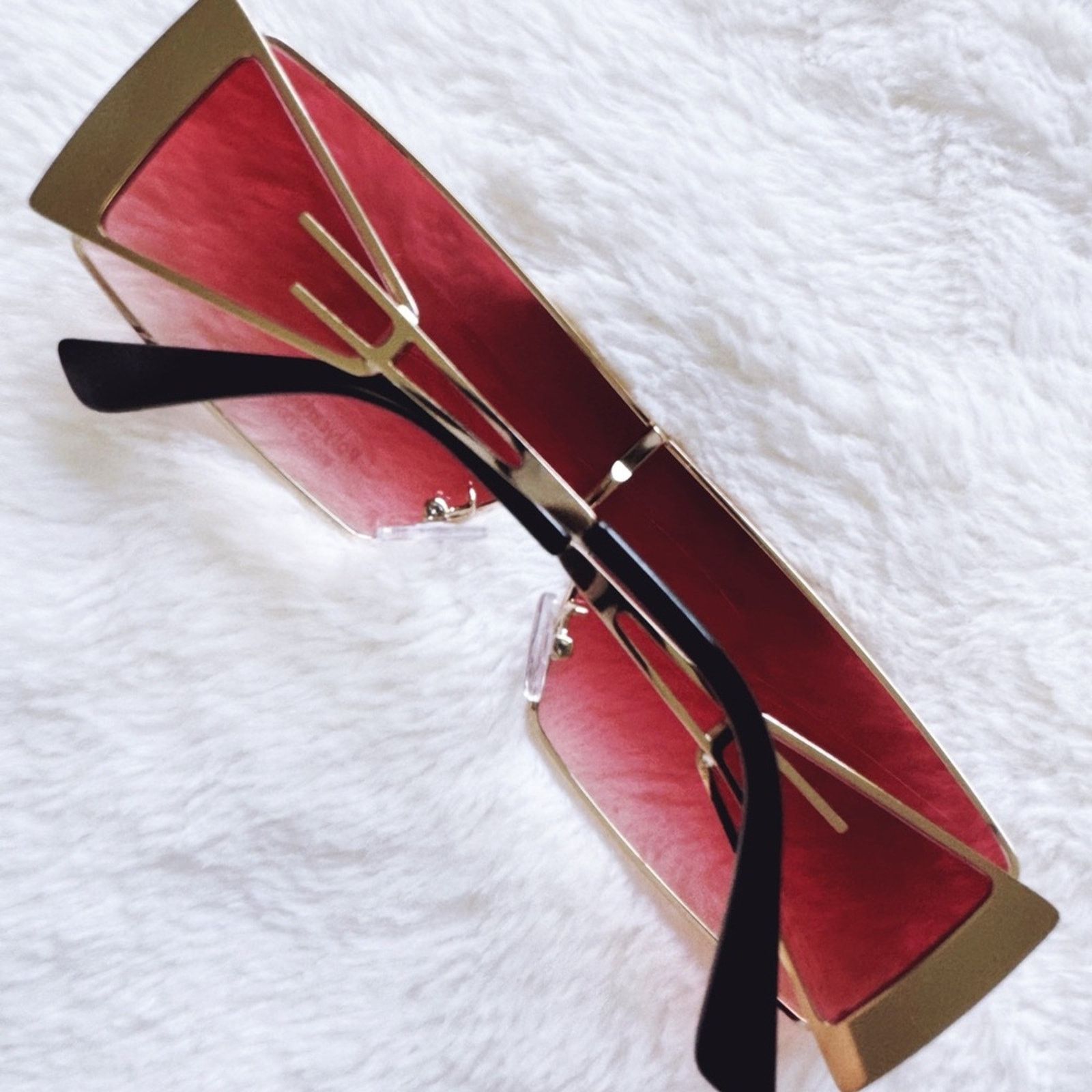 Other Sandy Clear Red Wrap-Around Sunglasses Size ONE SIZE - 10 Thumbnail