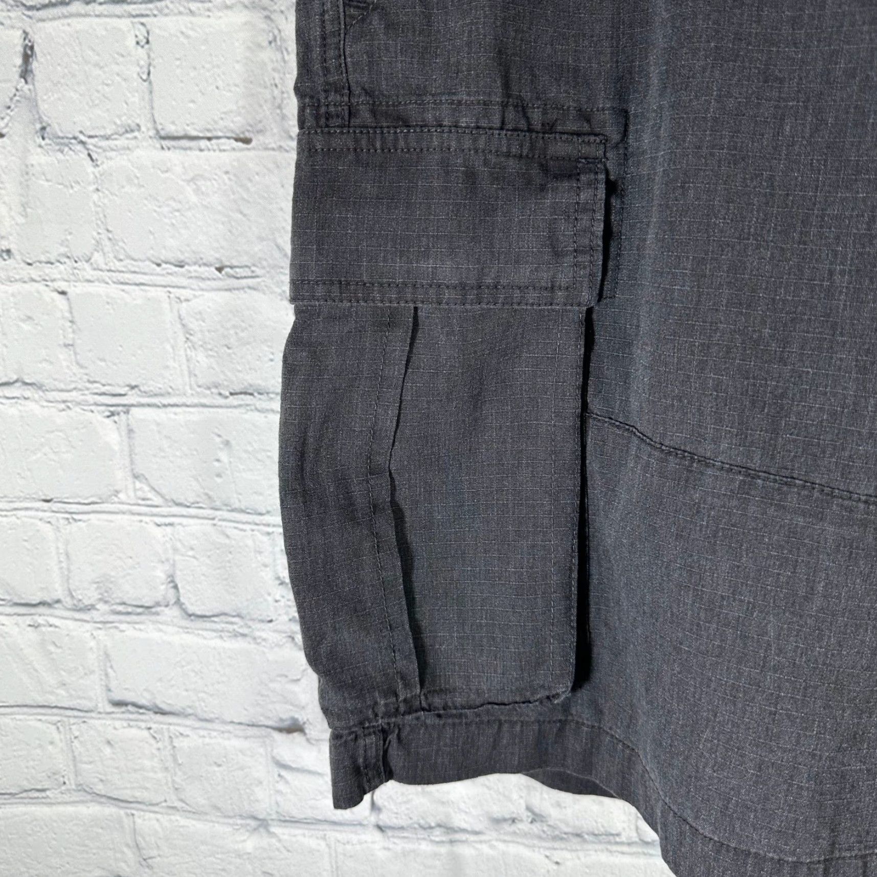 Lucky Brand Lucky Brand Mens Cargo Shorts 38 Charcoal Gray Ripstop Utility Drawstring Waist Cargo Pocket Casual Shorts Mens Size US 38 / EU 54 - 2 Thumbnail