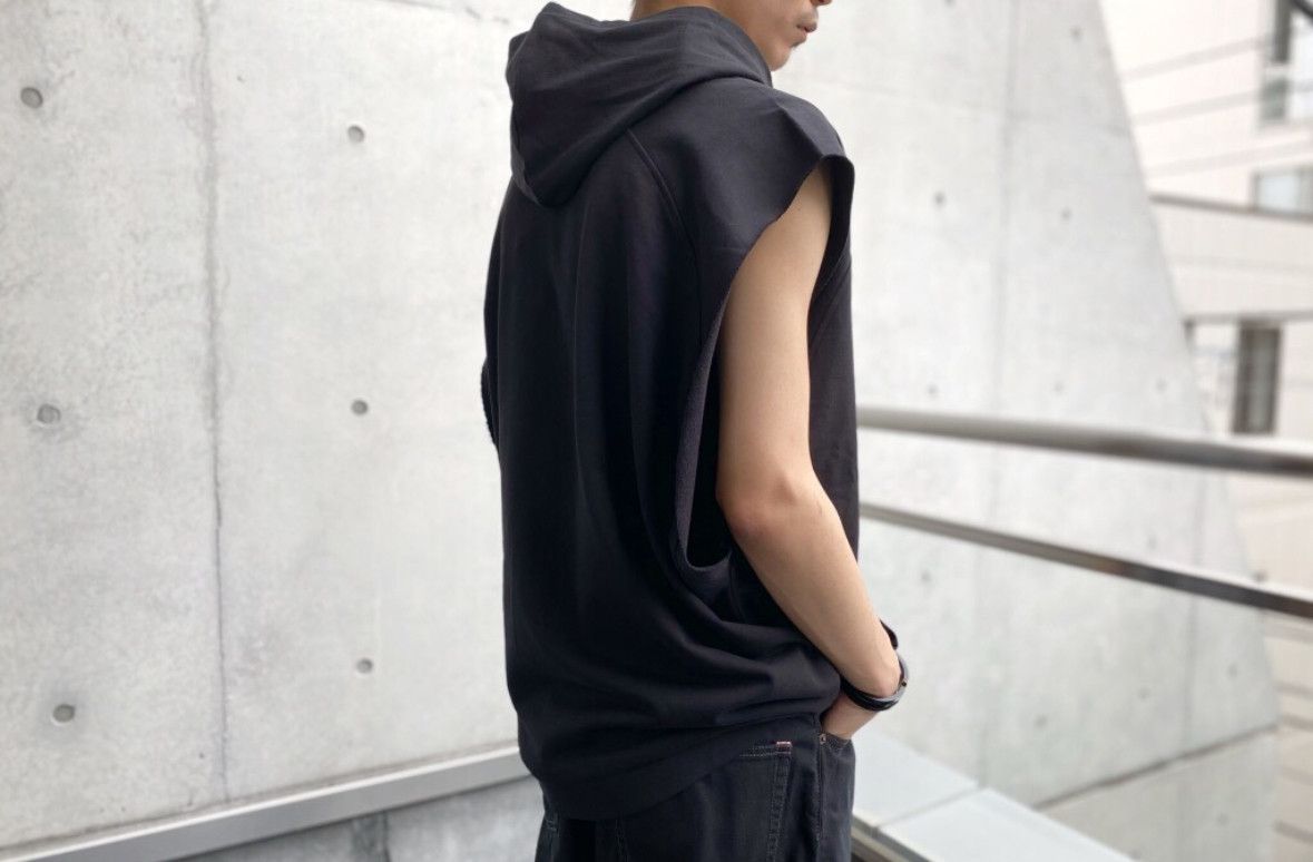 Raf Simons Raf Simons TV Slogan Sleeveless Hooded Sweatshirt Size US M / EU 48-50 / 2 - 9 Thumbnail