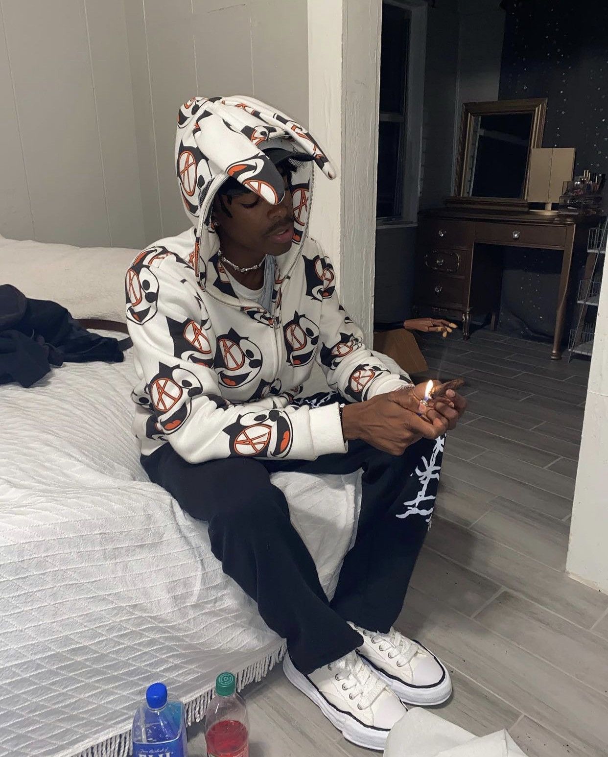 Japanese Brand Introvert Studios “Psycho” Bunny Full Zip Hoodie Size US XL / EU 56 / 4 - 5 Thumbnail