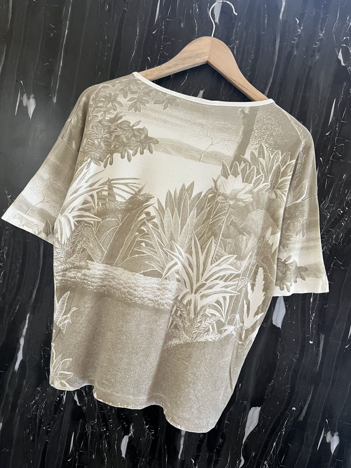 Krizia Uomo Krizia Vintage T-Shirt – Italian Designer Classic Size US XL / EU 56 / 4 - 6 Thumbnail