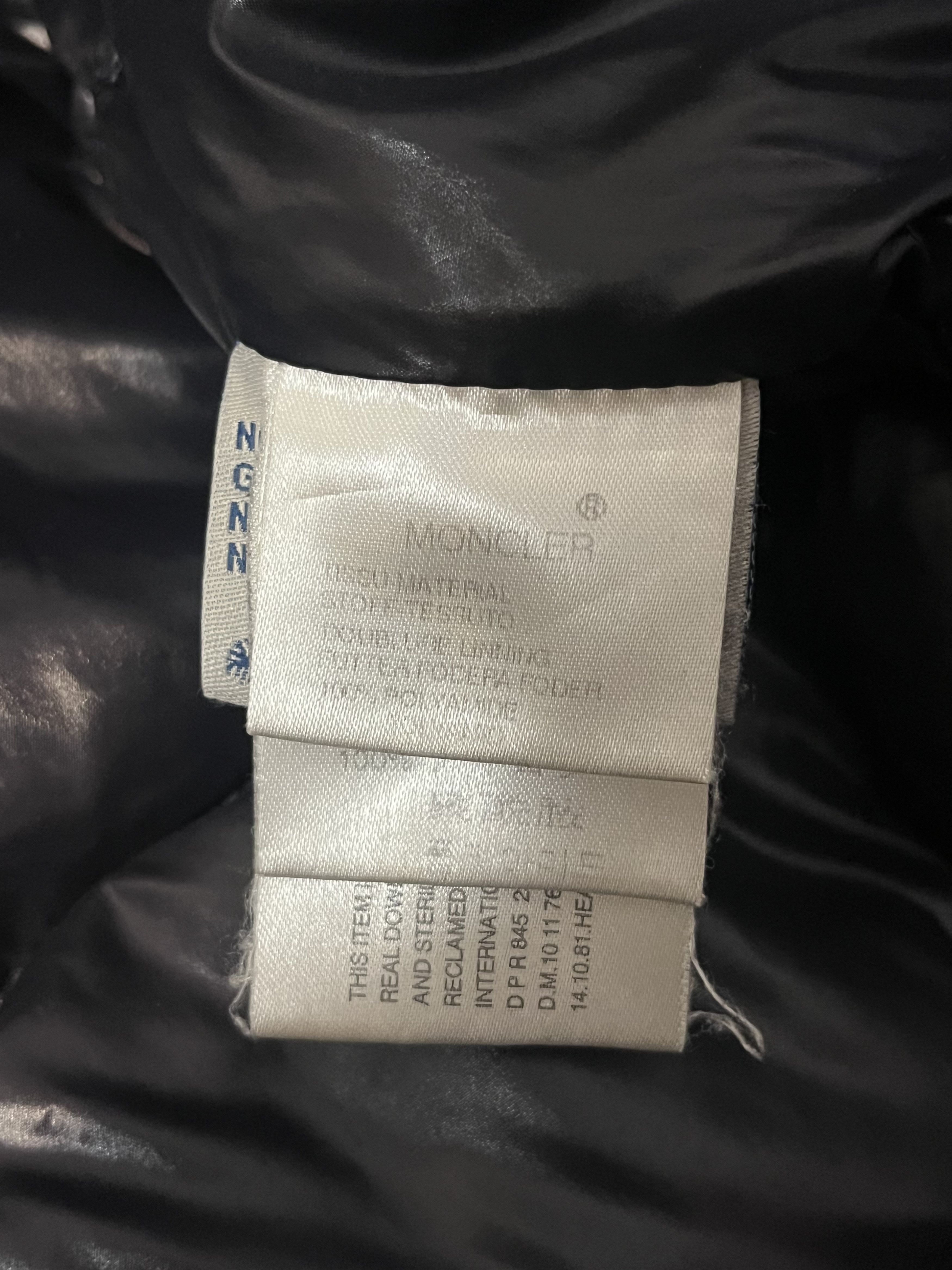 Moncler Purple Moncler Claire Size 4 Size US S / EU 44-46 / 1 - 16 Thumbnail
