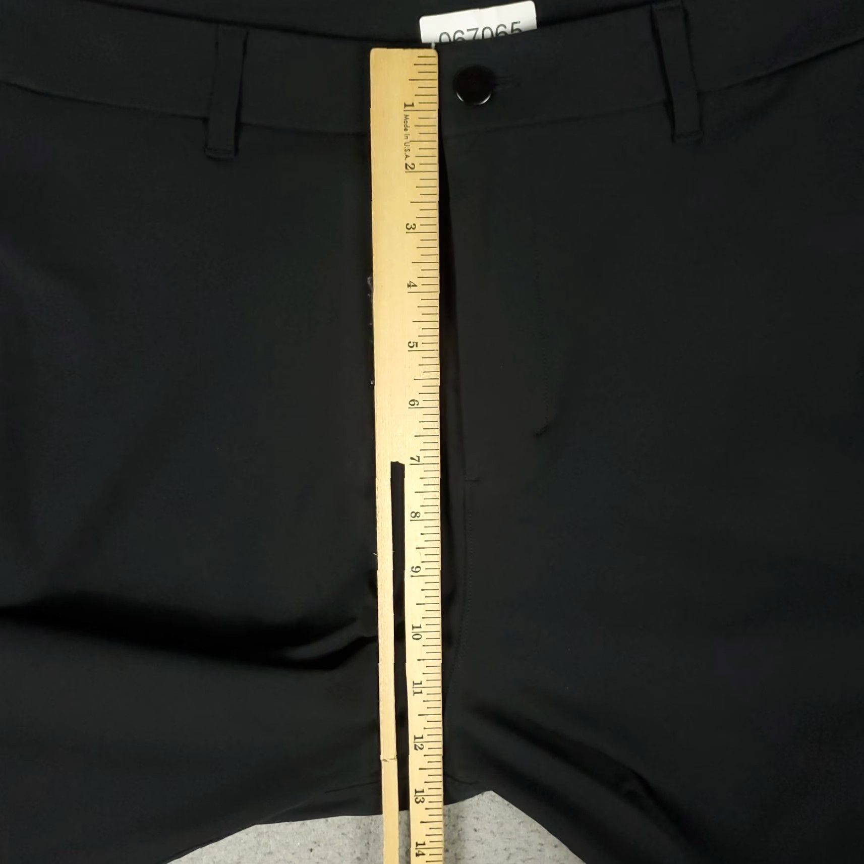 Lululemon Lululemon Pants Mens 40x33 Black Chino Straight 40 Regular Pockets Sl as h Pocket Flat Front Business Casual Formal Travel Wedding Workwear Size US 40 / EU 56 - 4 Thumbnail