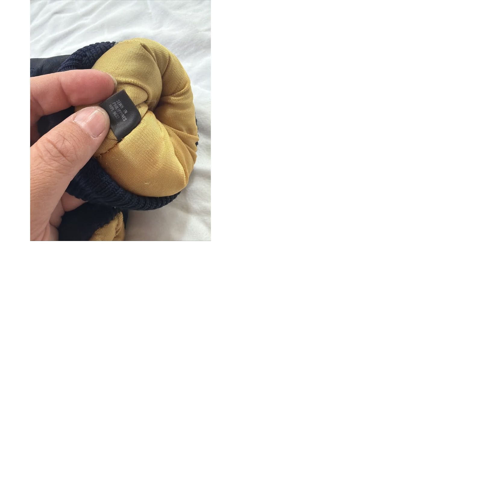 Vintage VINTAGE Grandoe Women’s Small Navy Blue Goretex Snow Gloves Glove Womens S Navy Water Resistant 90s Size ONE SIZE - 10 Thumbnail