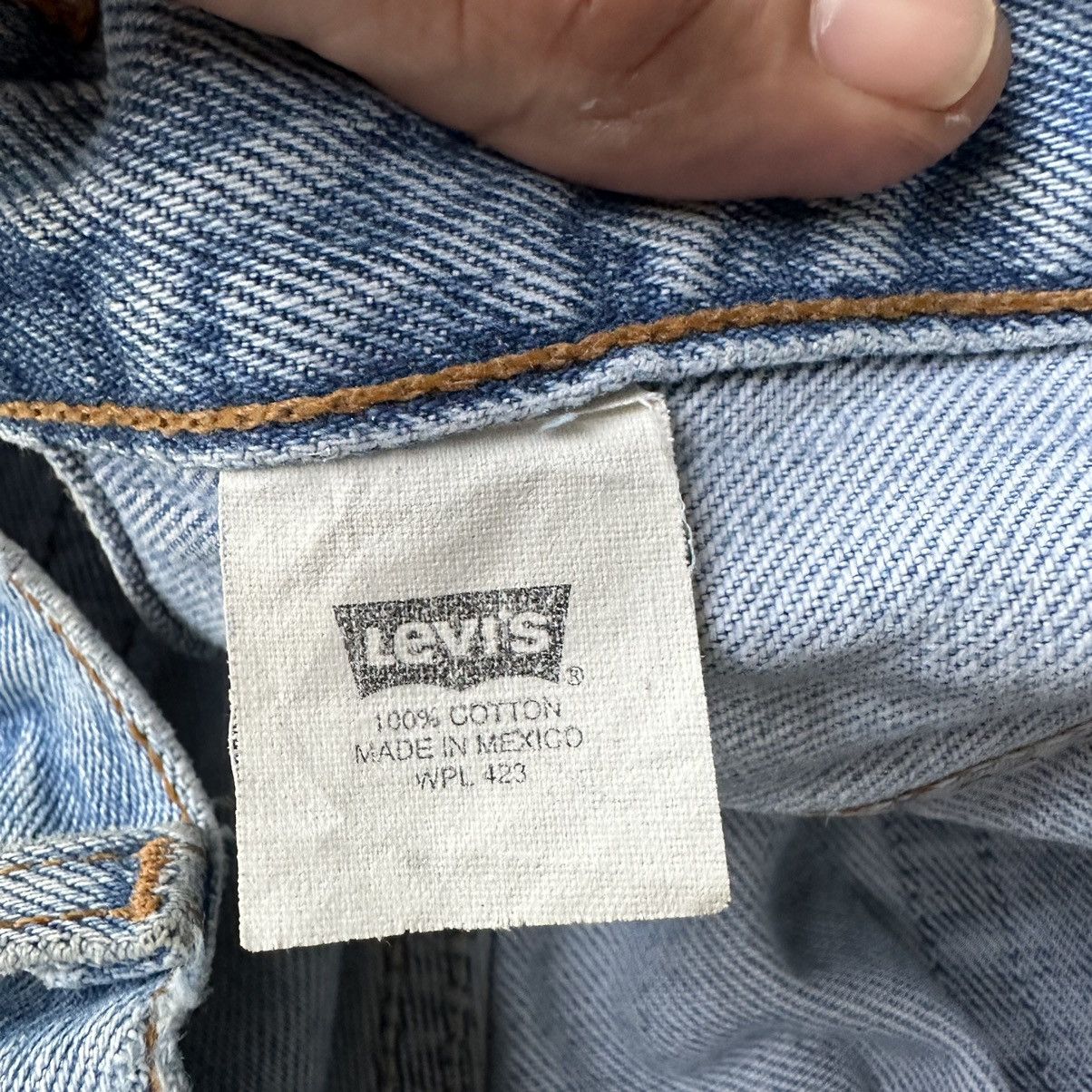 Levi's Vintage Levis 501 Distressed Denim 33x31 D682 Size US 33 - 20 Thumbnail