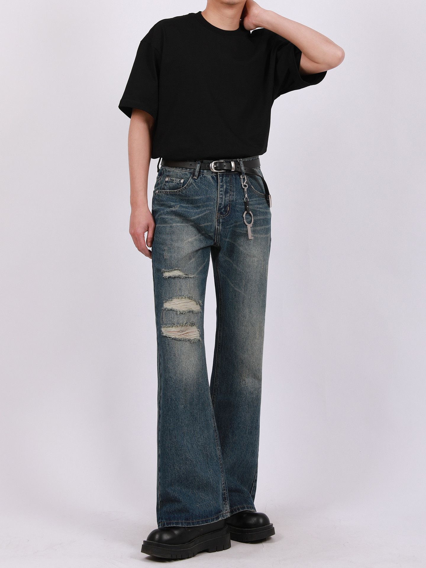 Japanese Brand Retro distressed loose-fitting casual ripped flared jeans Size US 32 / EU 48 - 3 Thumbnail