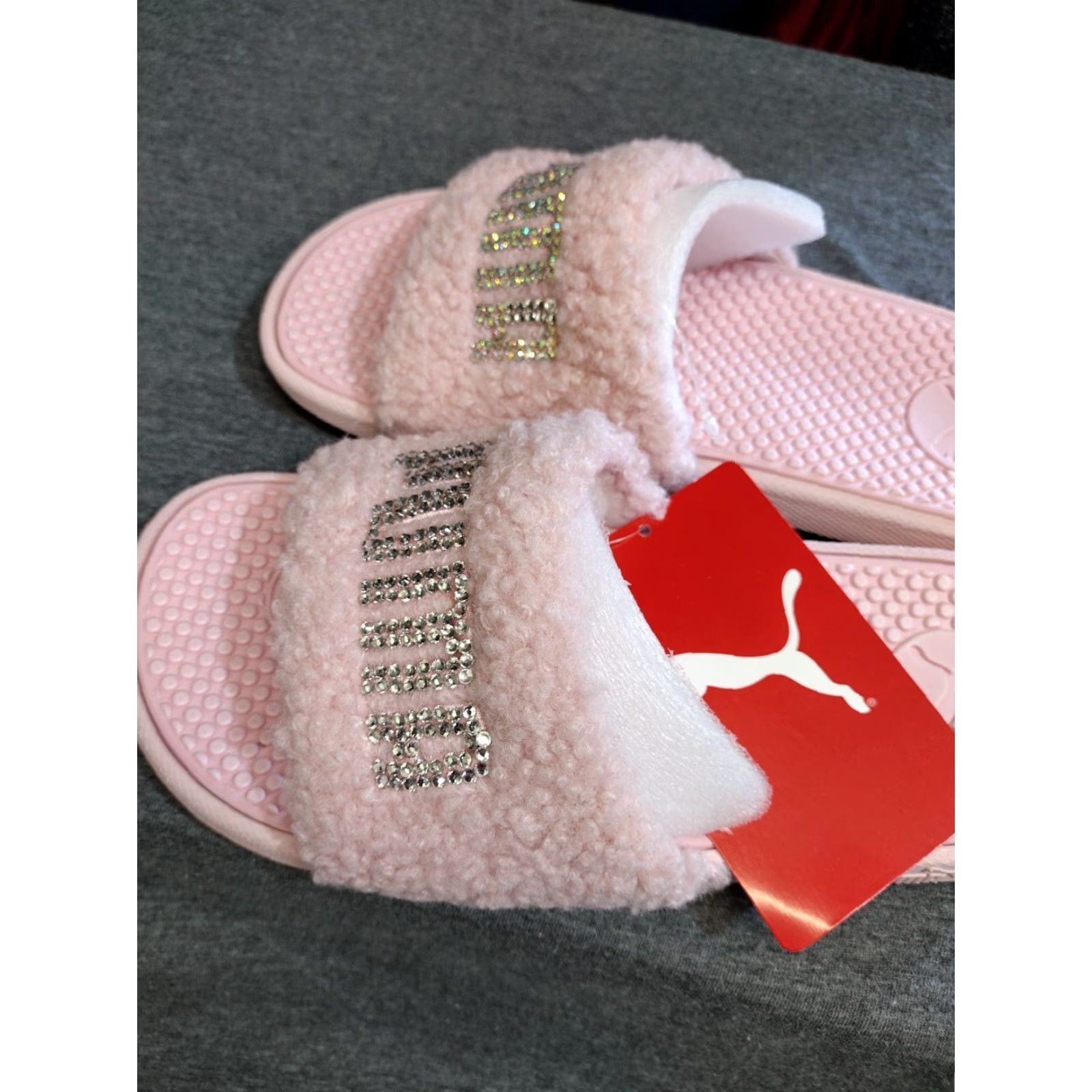 Puma PUMA X Cool Cat Sandals Slip On Pink Faux Fur Sherpa Logo Size 4C Junior Boys Shoes Size US 5.5 / IT 35.5 - 4 Thumbnail