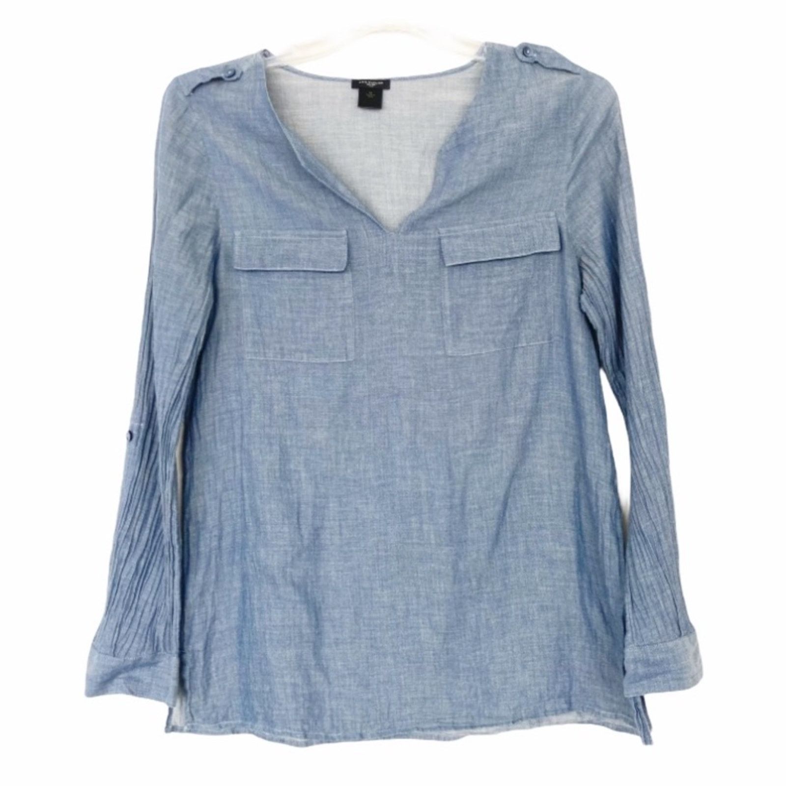 Ann Taylor Ann Taylor Chambray Split Neck Long Sleeve Shirt Sz M Size M / US 6-8 / IT 42-44 - 5 Thumbnail