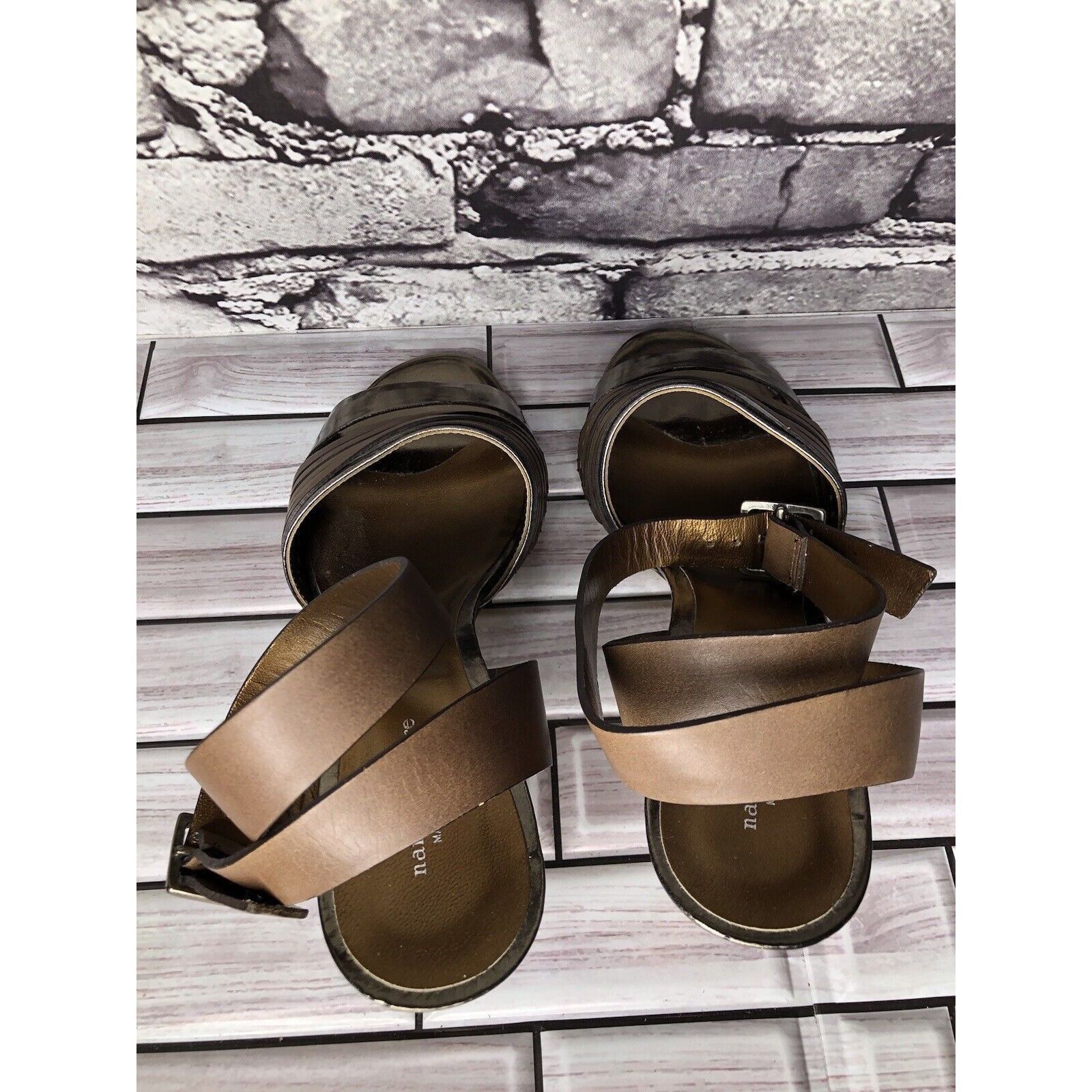 Other Nanette Lepore Silver Patent Brown Leather Ankle Straps Heel Size US 7.5 / IT 37.5 - 14 Thumbnail