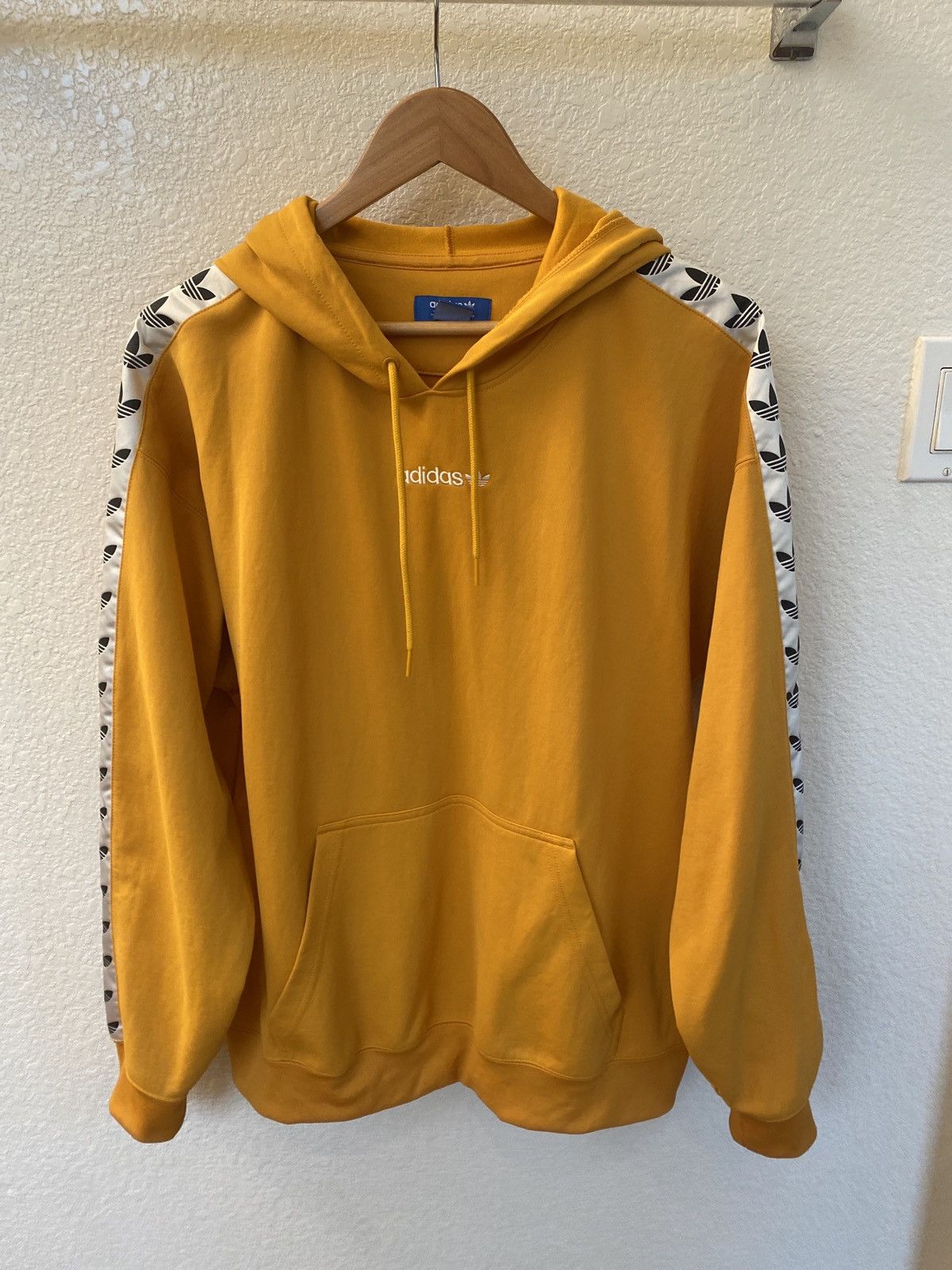 Adidas TNT Tape fogponic Hoody Medium