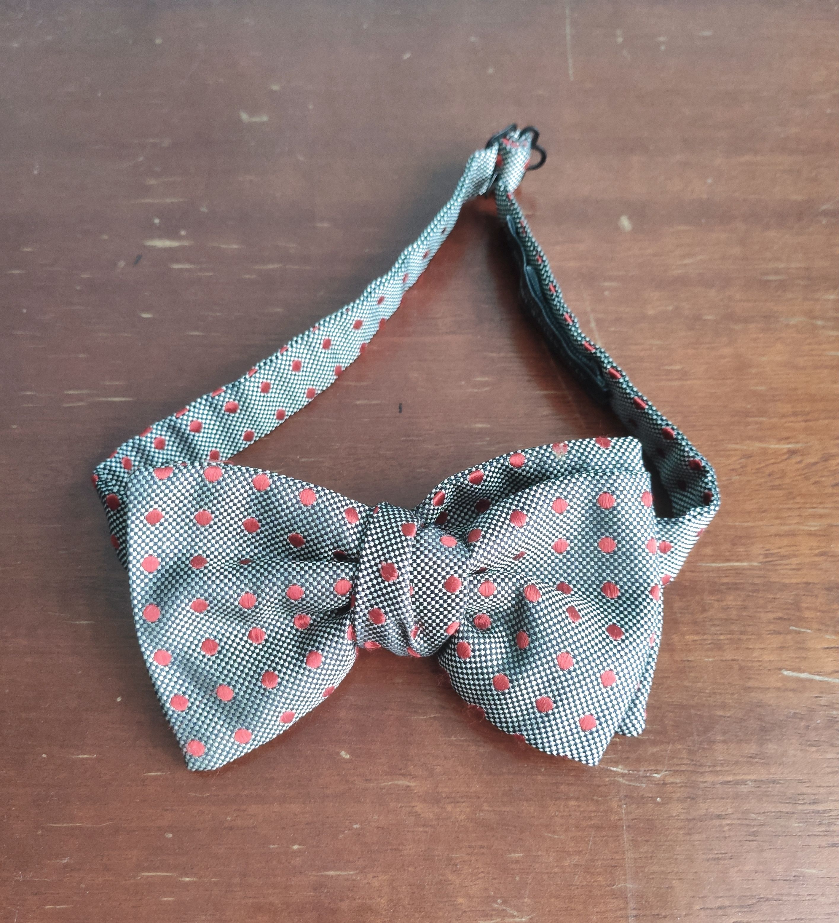Alexander McQueen Bowtie x2.Like Saint Laurent or Dior Homme. Size ONE SIZE - 3 Thumbnail