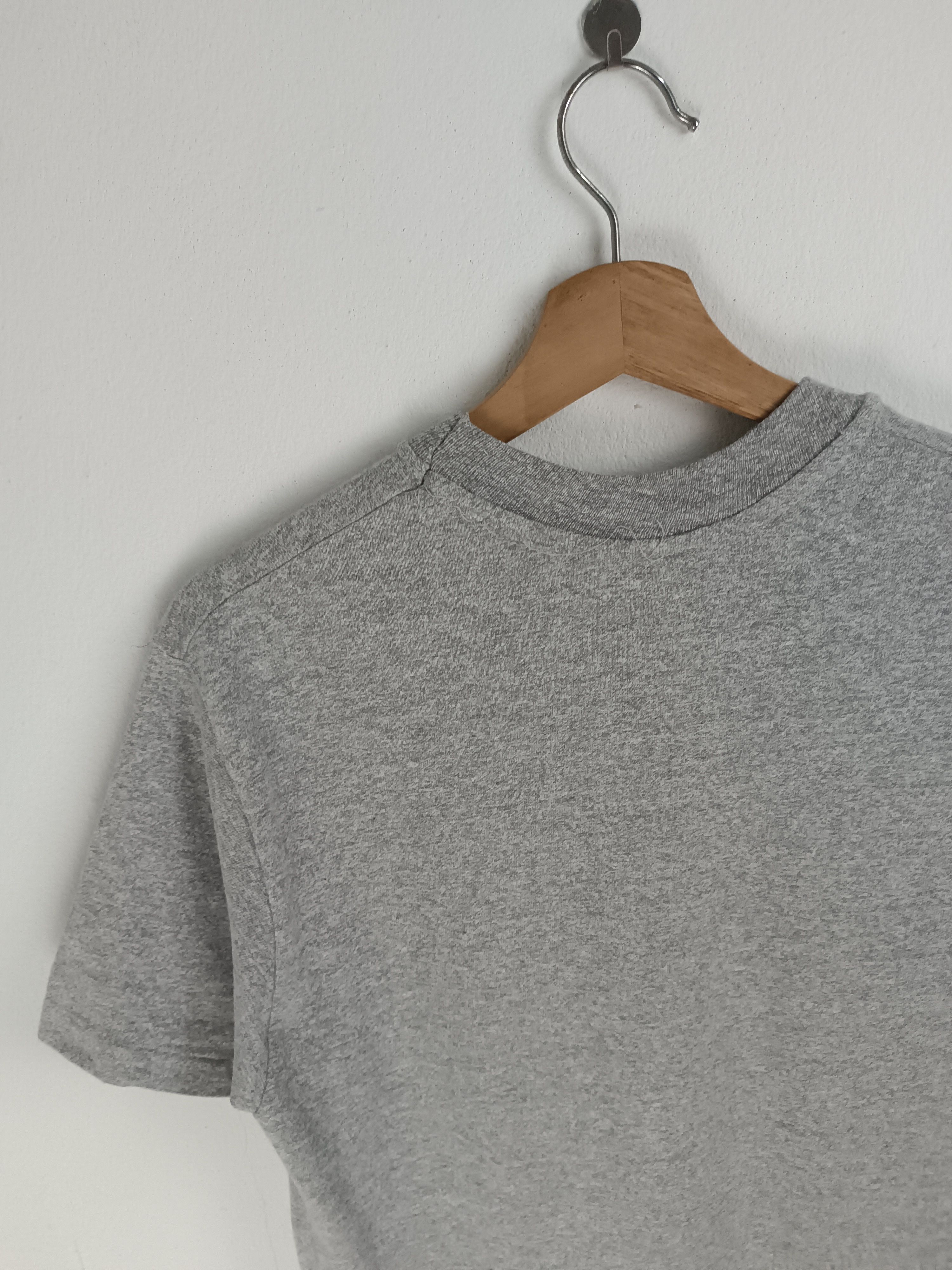 Vintage VINTAGE 80'S UNC CHAPEL HILL RAYON RAYON TEE VERY RARE Size US S / EU 44-46 / 1 - 11 Thumbnail