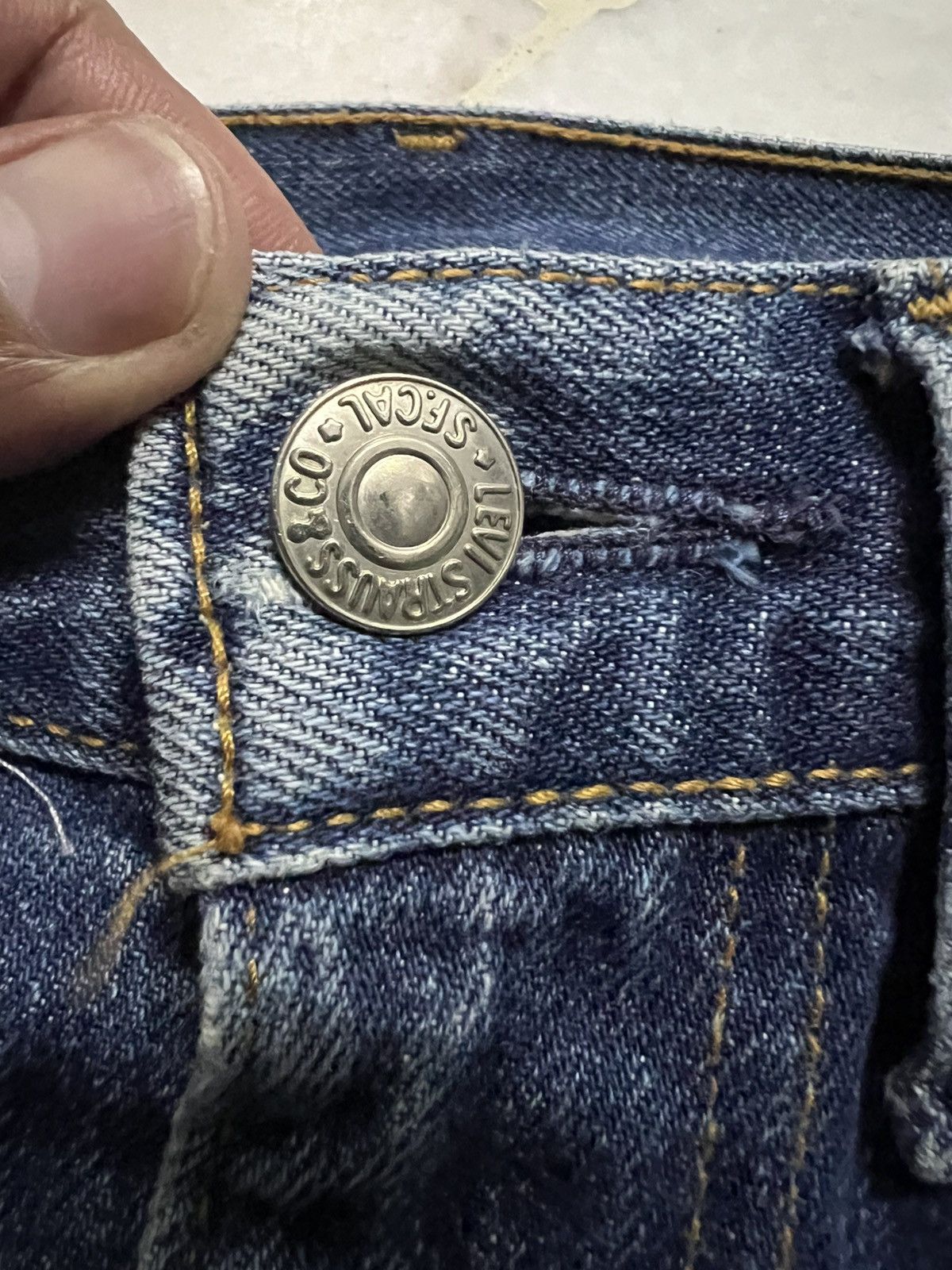Jean × Levi's × Vintage Vintage Levis 505 Distressed Faded Jean Size US 29 - 9 Thumbnail