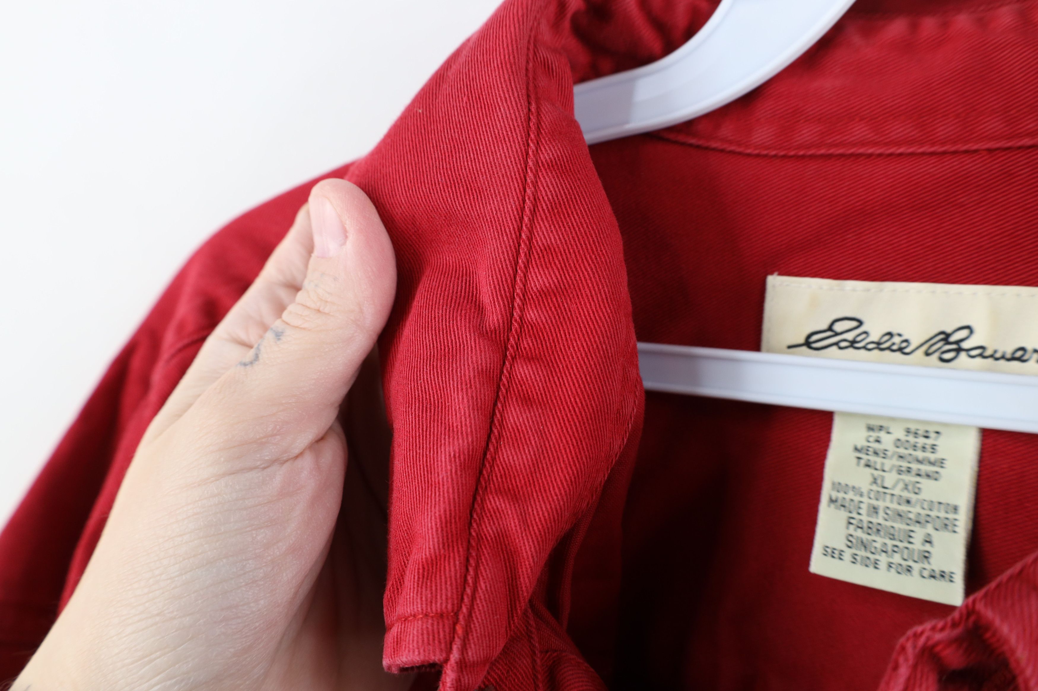 Eddie Bauer Vintage 90s Eddie Bauer Heavyweight Button Down Shirt Red Size US XL / EU 56 / 4 - 9 Thumbnail