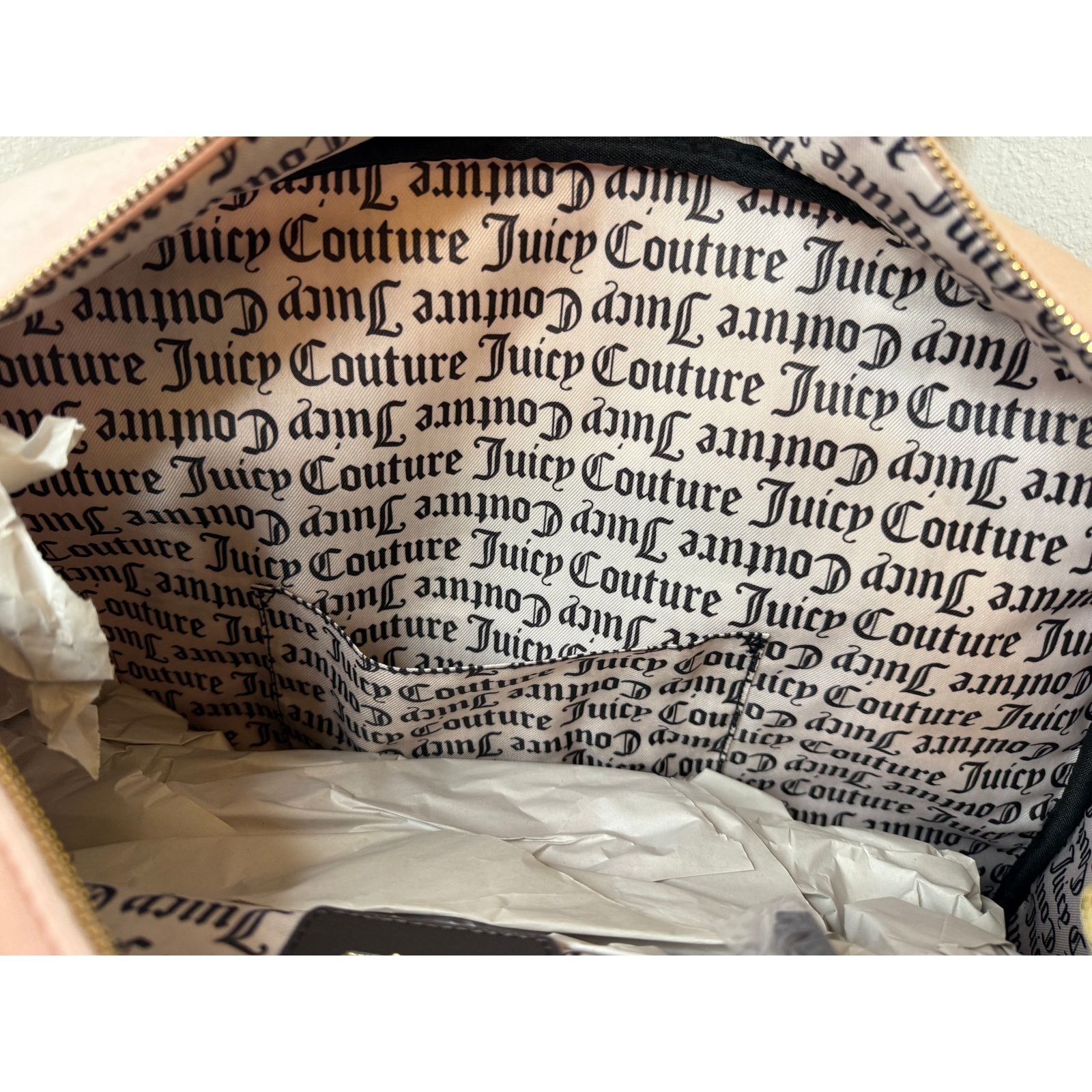 Juicy Couture Juicy Couture Heritage WEEKENDER Velour Powder Blush Size ONE SIZE - 8 Thumbnail