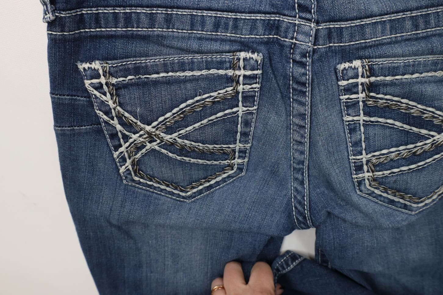 Ariat Ariat Western Cowgirl Stretch Thick Stitch Boot Flared Jeans Size 28" / US 6 / IT 42 - 14 Thumbnail
