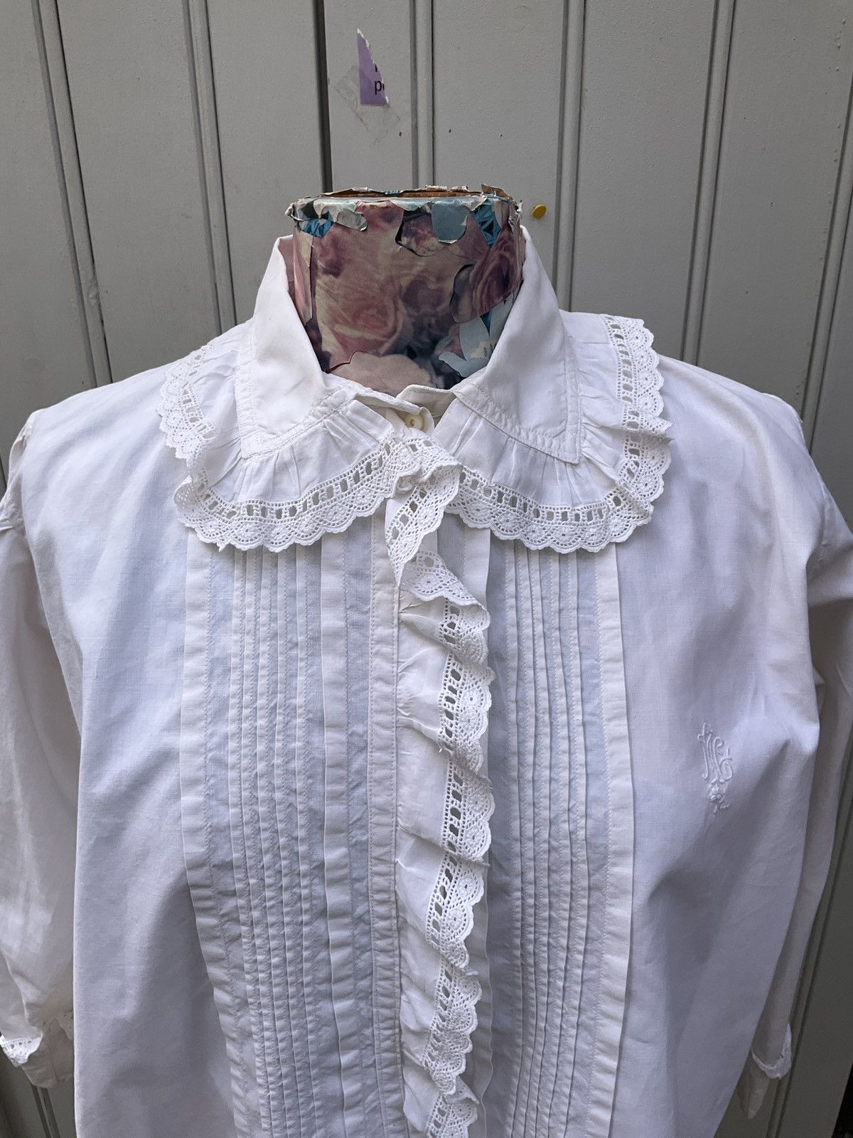 Vintage Antique cotton shirt Size M / US 6-8 / IT 42-44 - 2 Thumbnail