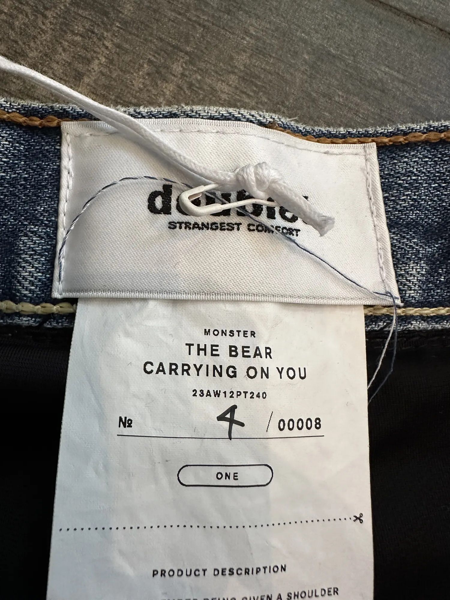 Doublet Doublet Runway 'The Bear Carrying on You' One Size 4 of 8 Size US 36 / EU 52 - 4 Thumbnail