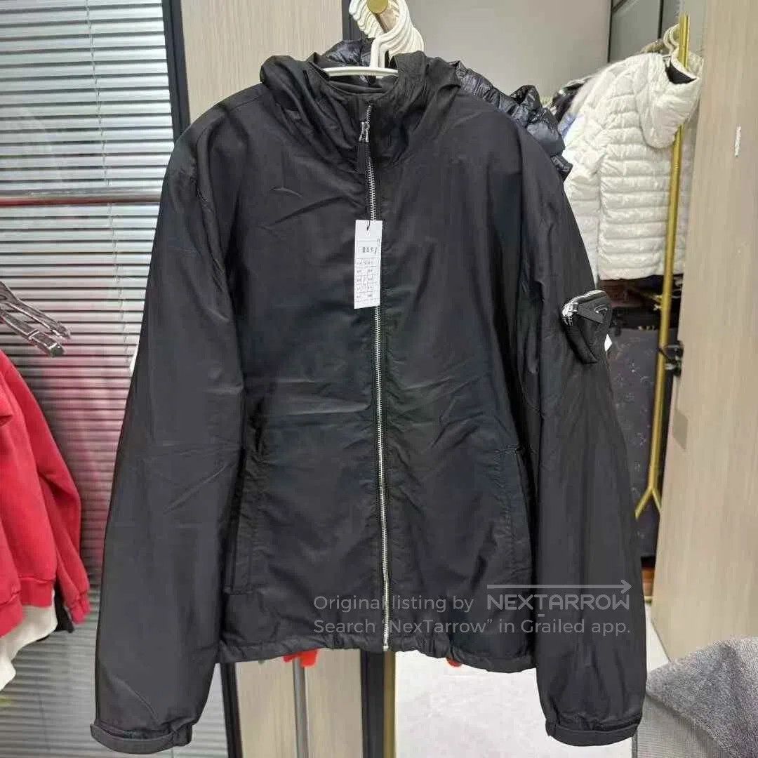 Prada Prada Nylon Pocket Triangle Logo Jacket. Size US M / EU 48-50 / 2 - 1 Thumbnail