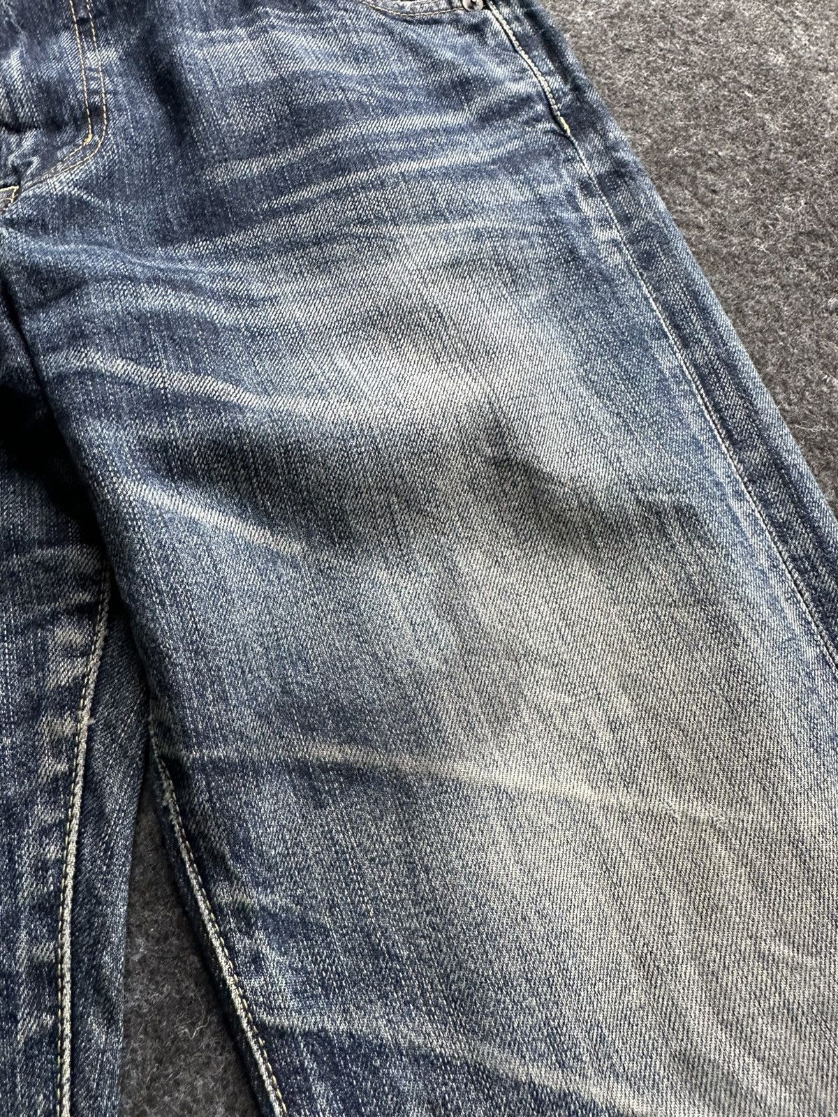 Uniqlo Uniqlo S002 Kaihara Faded Washed Vintage Denim D412 Size US 32 / EU 48 - 10 Thumbnail