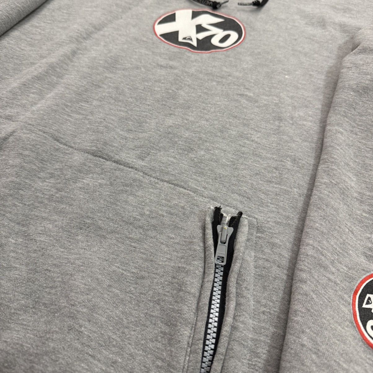 Quiksilver Vintage Quicksilver X70 Surf Grey Quad Hit Hoodie Sweatshirt Size US L / EU 52-54 / 3 - 5 Thumbnail
