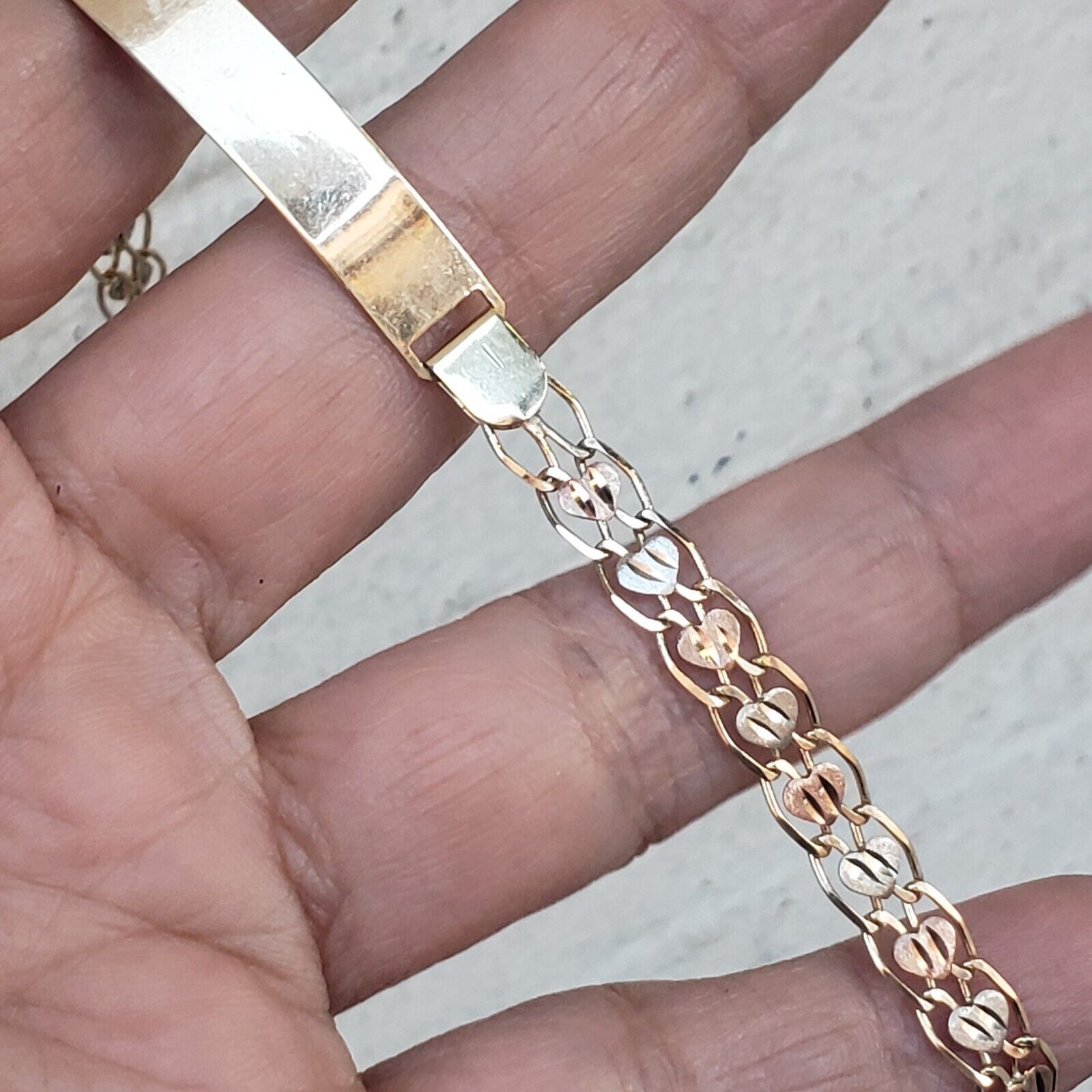 Other Womans real 10k Tri Gold bracelet Size ONE SIZE - 8 Thumbnail