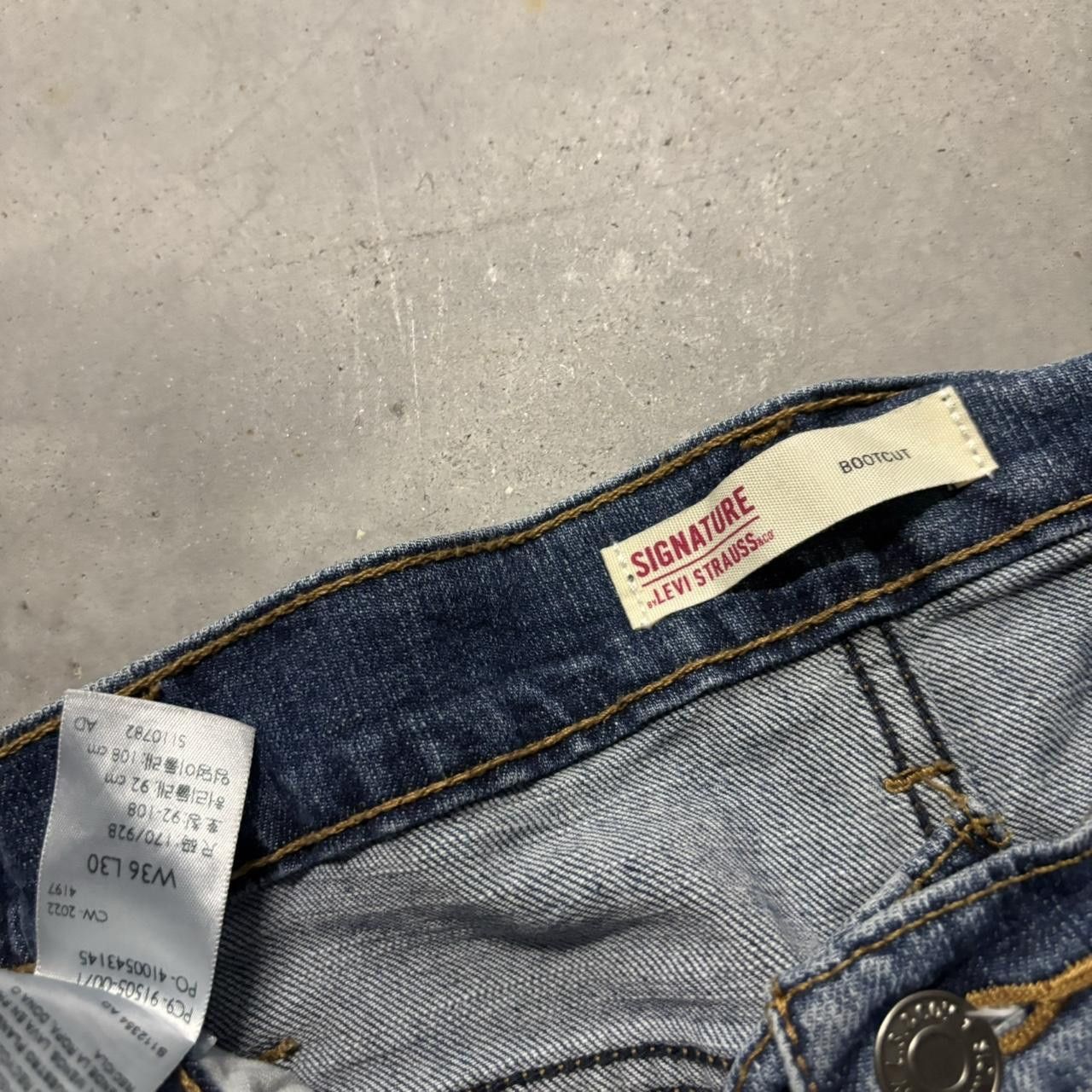 Japanese Brand × Levi's Crazy Vintage Y2K/2000s Grunge Dark Wash Levis Bootcut Denim Jeans! Size US 36 / EU 52 - 8 Thumbnail