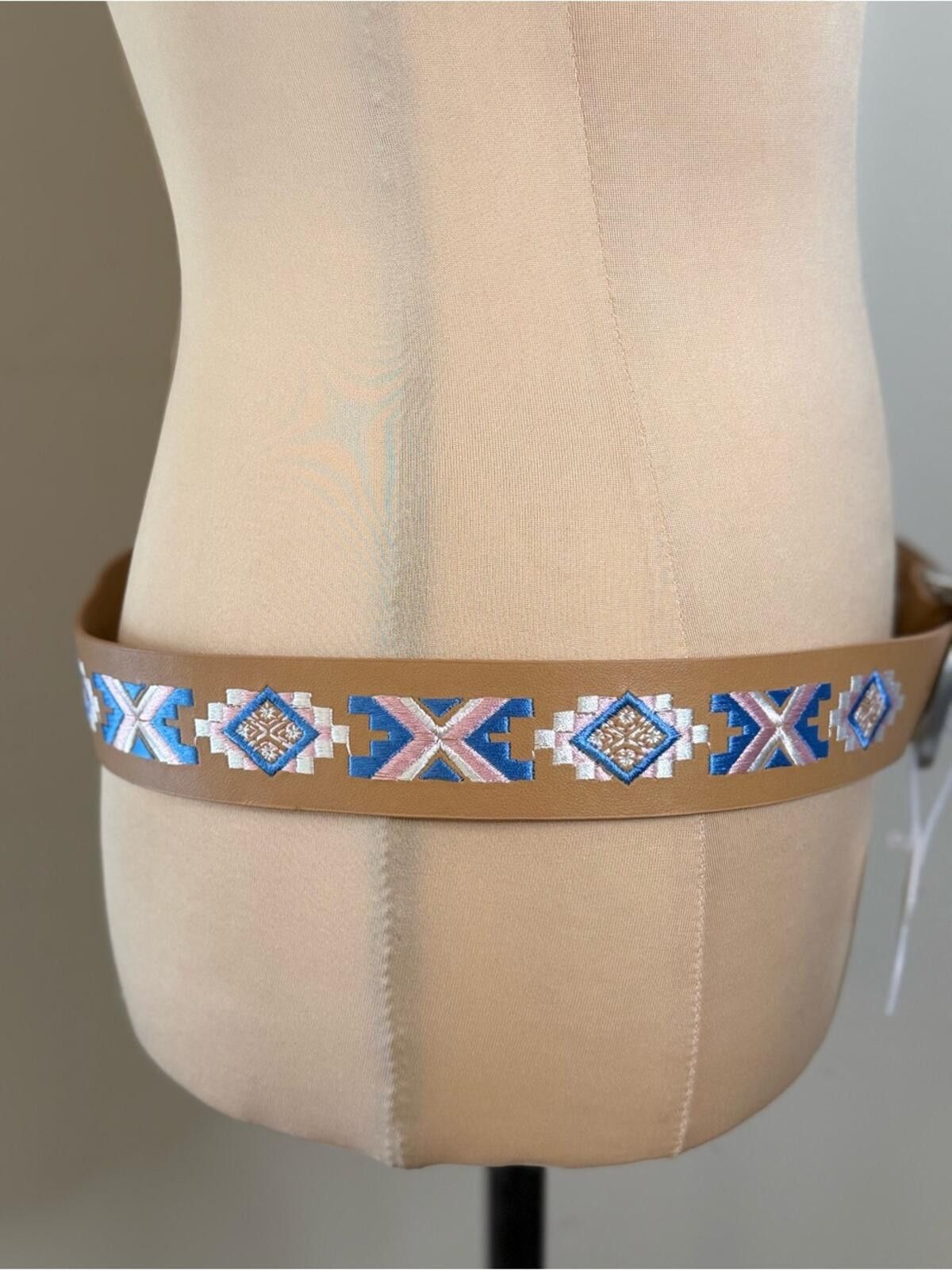 Other Light brown faux leather belt embroidered western Aztec 42” Size ONE SIZE - 6 Thumbnail