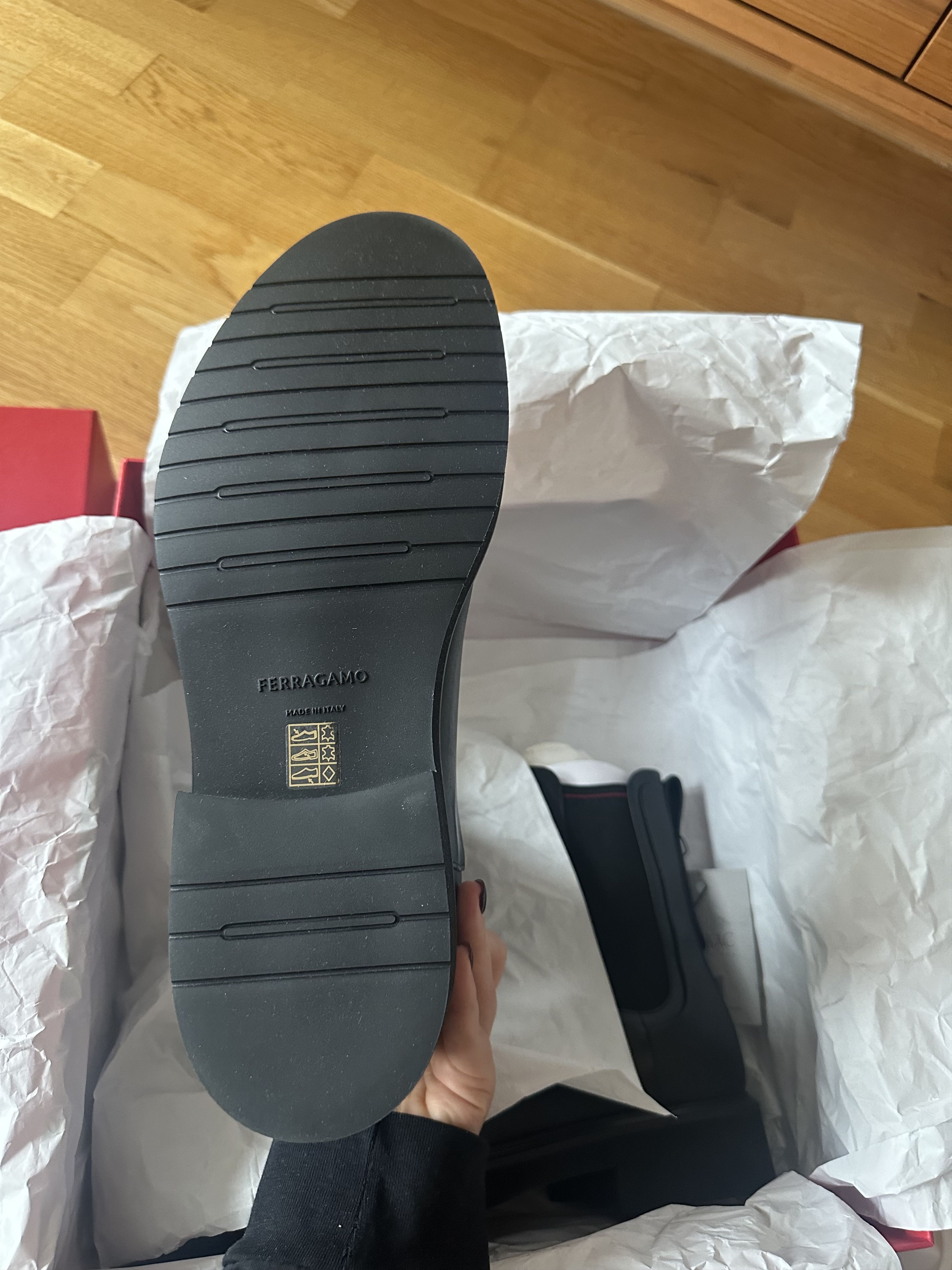 Salvatore Ferragamo Ferragamo “Cezanne” Black Leather Chelsea Boots Size US 10 / EU 43 - 12 Thumbnail
