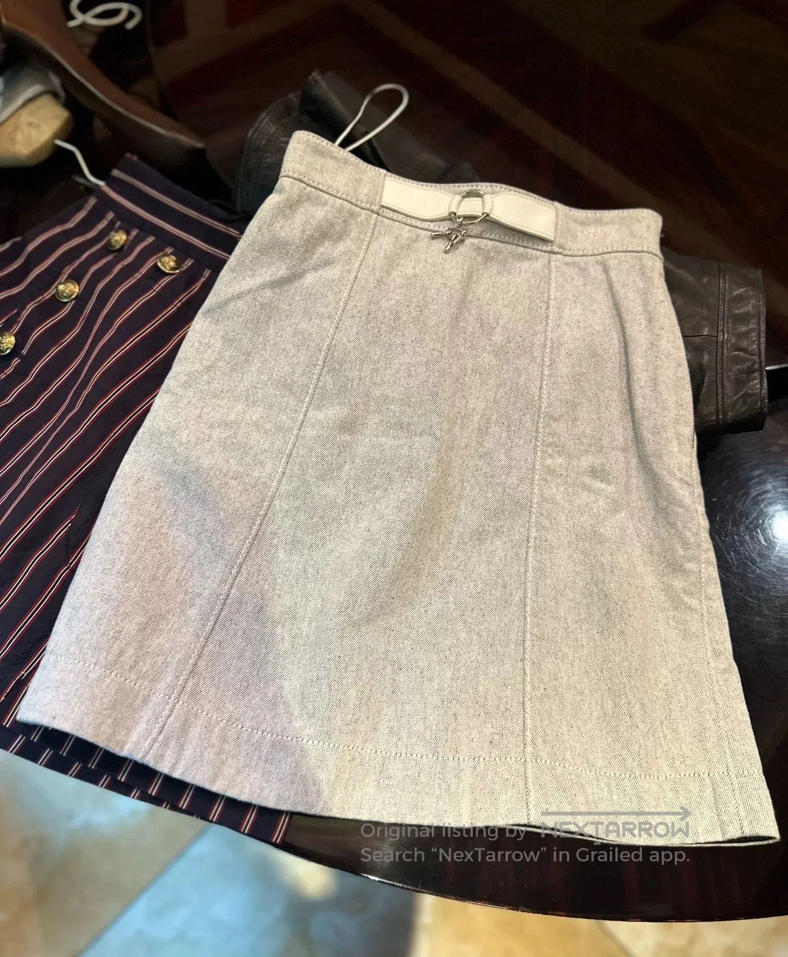 Hermes Hermes Light Gray Knee. Size US 34 / EU 50 - 1 Thumbnail