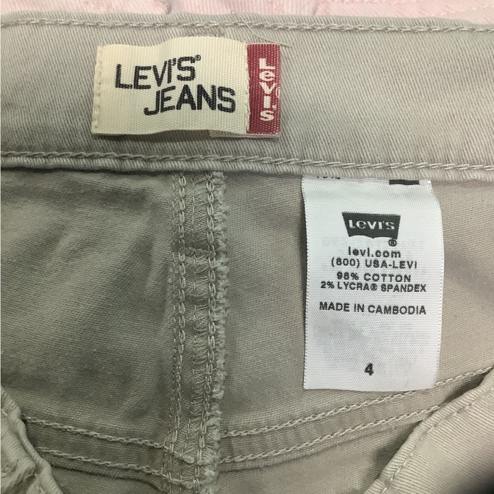 Levi's Levi’s Woman’s khaki shorts Size 26" / US 2 / IT 38 - 3 Thumbnail