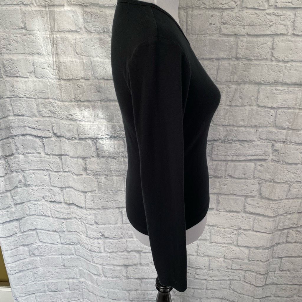 Other Women scoopneck Longsleeve black top w/studded Love on front Size S / US 4 / IT 40 - 4 Thumbnail