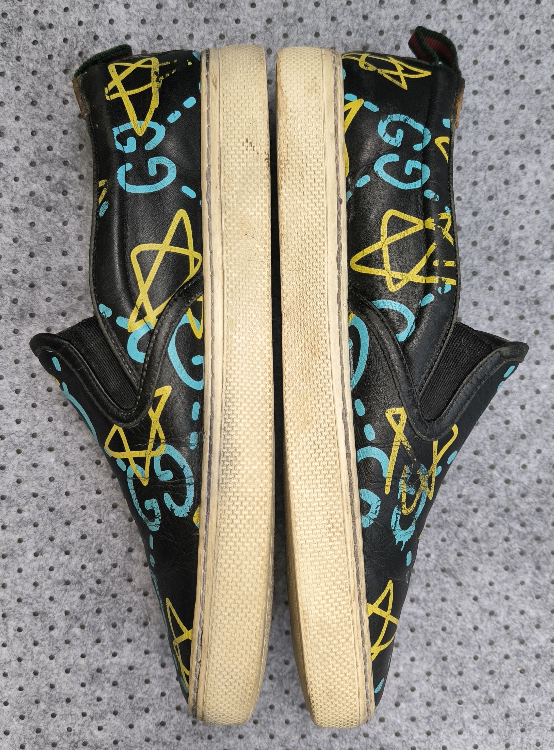 Gucci GUCCI Ghost GG graffiti leather slip on sneakers Size US 8 / EU 41 - 4 Thumbnail