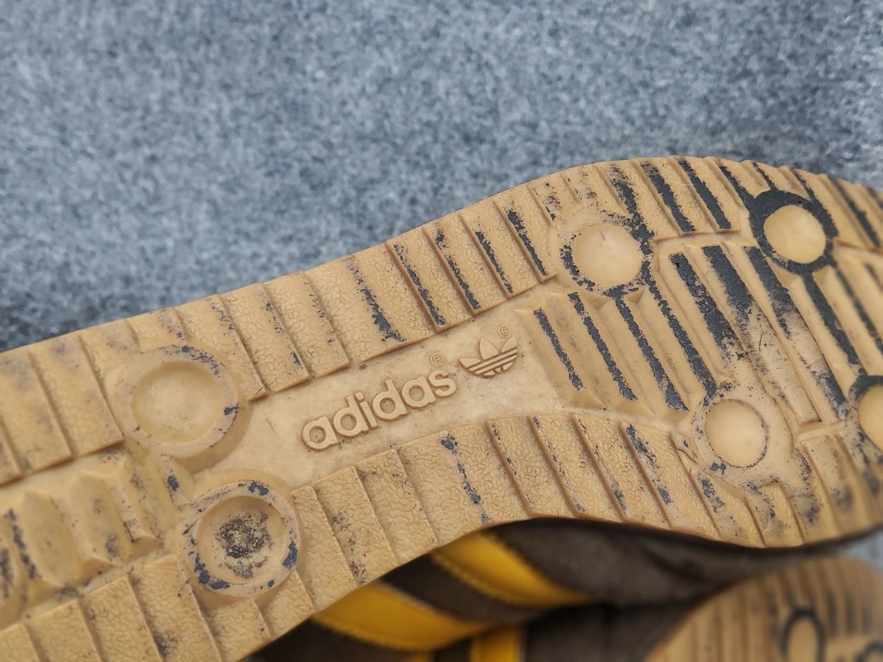 Adidas Adidas Vintage Y2K Style brown Yellow trendy suede sneakers Size US 8.5 / EU 41-42 - 17 Thumbnail