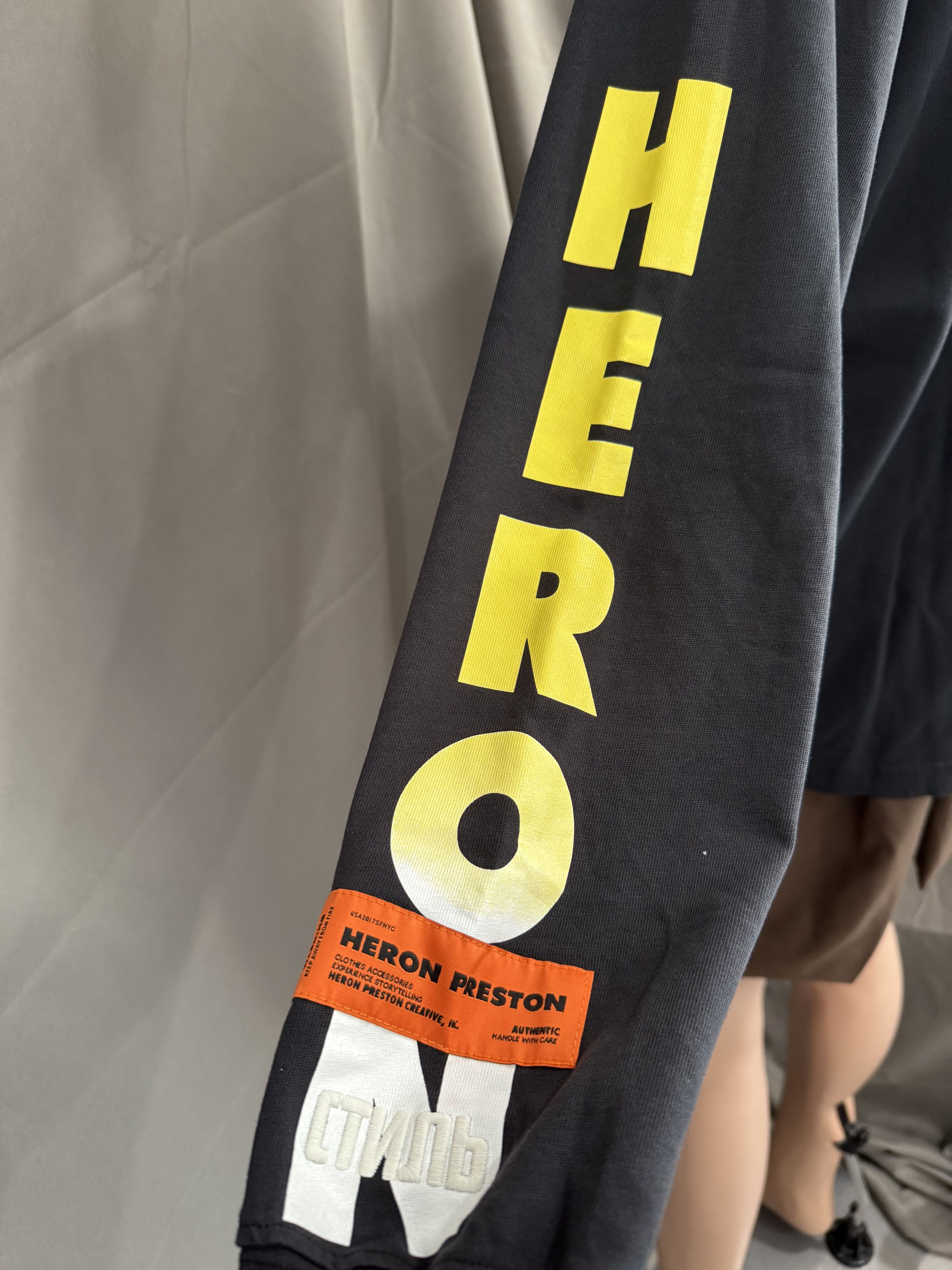 Heron Preston Heron Preston Fire Skull Long Sleeve Shirt Size X Small Size US XS / EU 42 / 0 - 11 Thumbnail