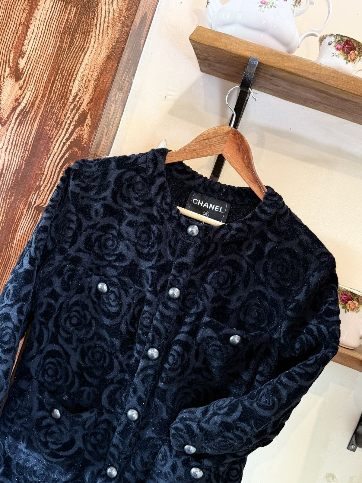 Chanel Chanel Black Terry Velour Jacket Camellia Flower Size XS / US 0-2 / IT 36-38 - 3 Thumbnail