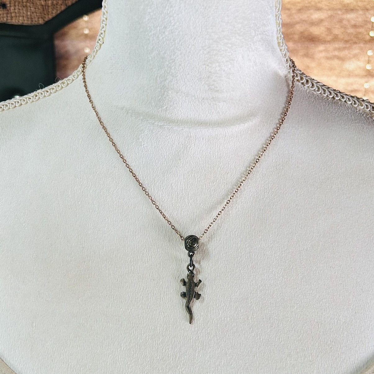Handmade Handcrafted brass lizard pendant on chain necklace Size ONE SIZE - 2 Thumbnail
