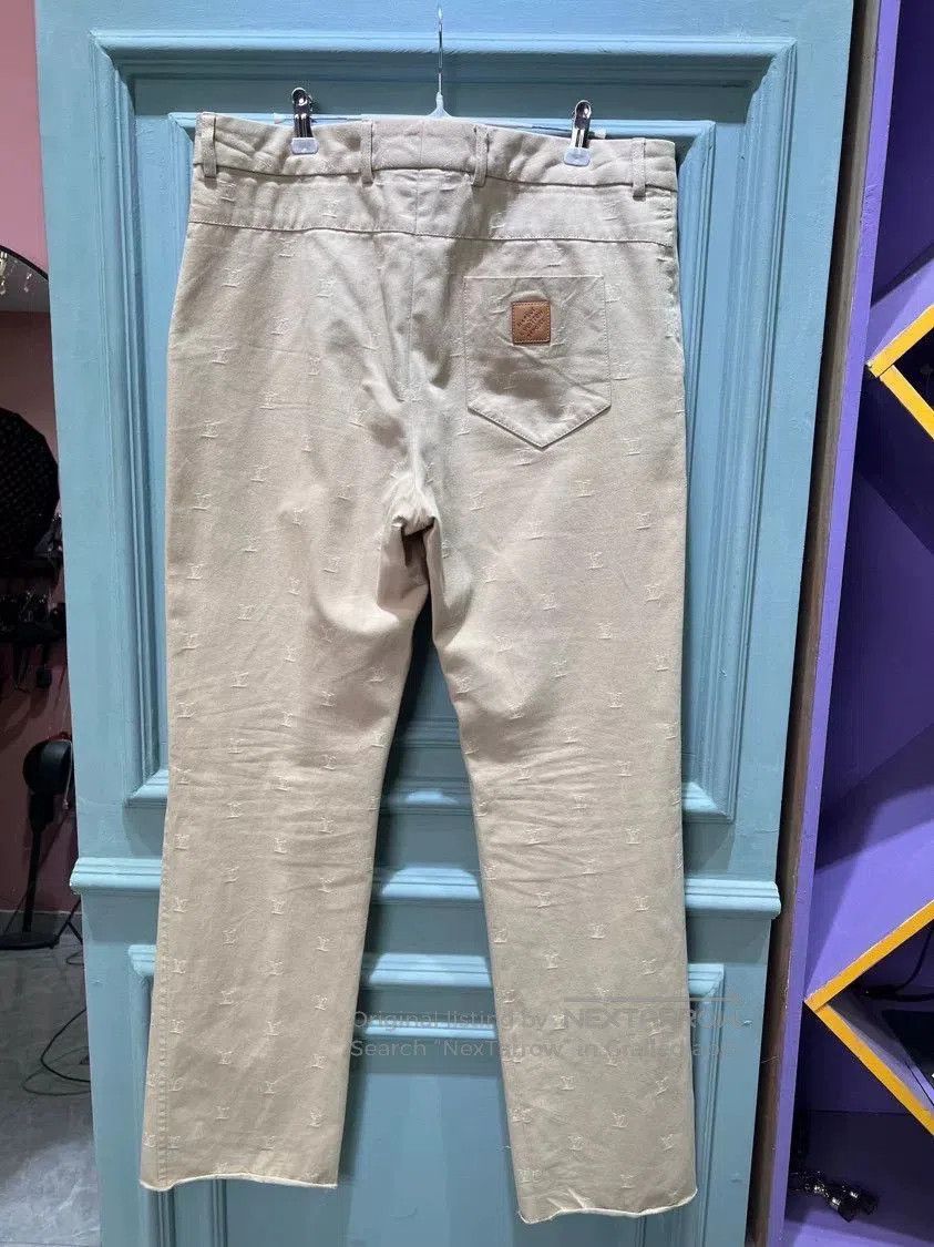 Louis Vuitton Louis Vuitton Men's Logo Straight Casual Pants. Size US 35 - 2 Thumbnail