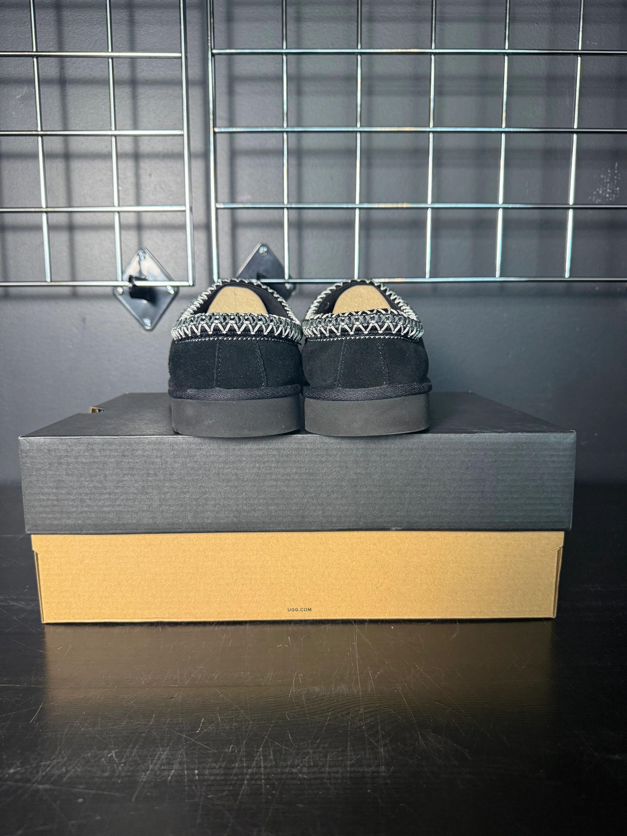Ugg UGG Tasman Slipper "Black" **PRE-OWNED** - Size 10 Size US 10 / EU 43 - 3 Thumbnail